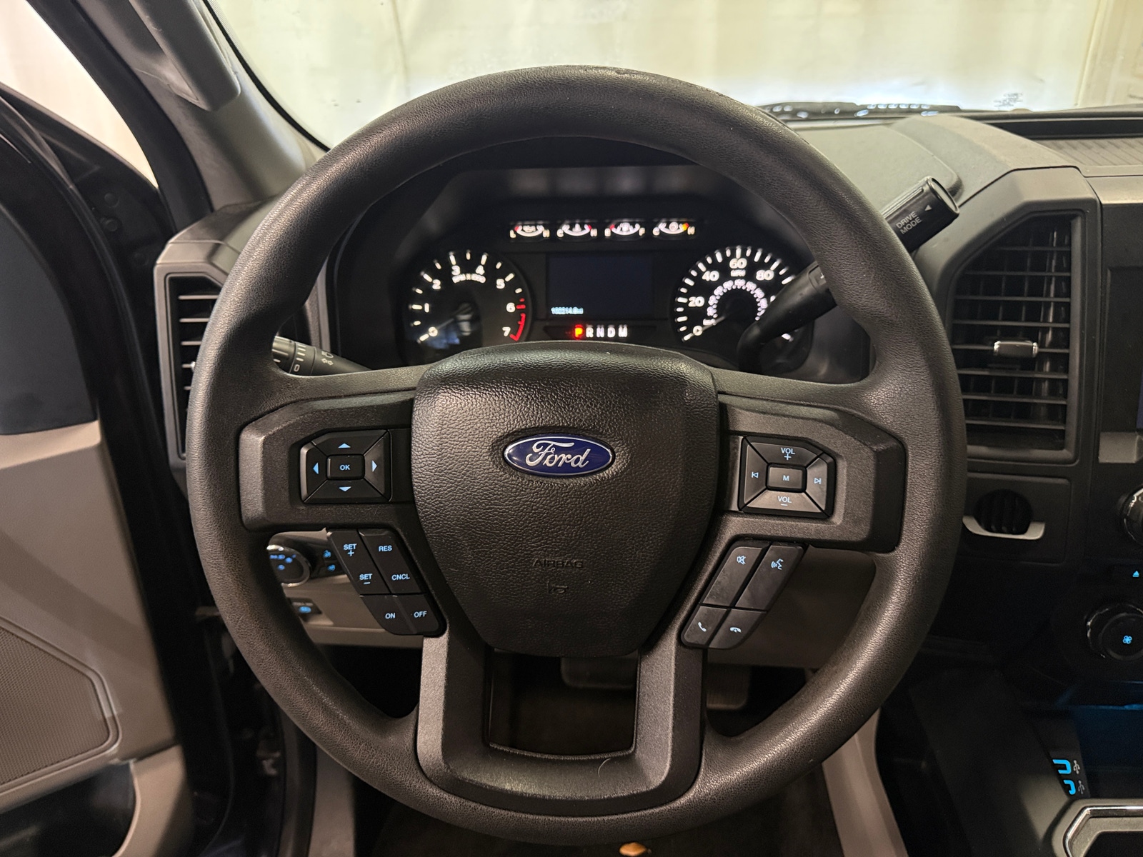 Thumbnail: 2018 Ford Econoline - 5