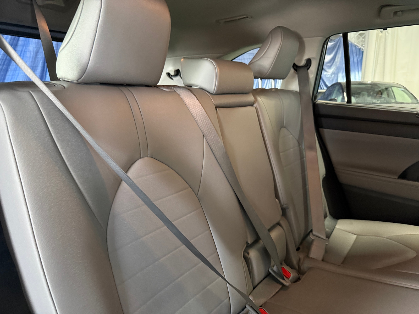 Thumbnail: 2023 Toyota Highlander - 6
