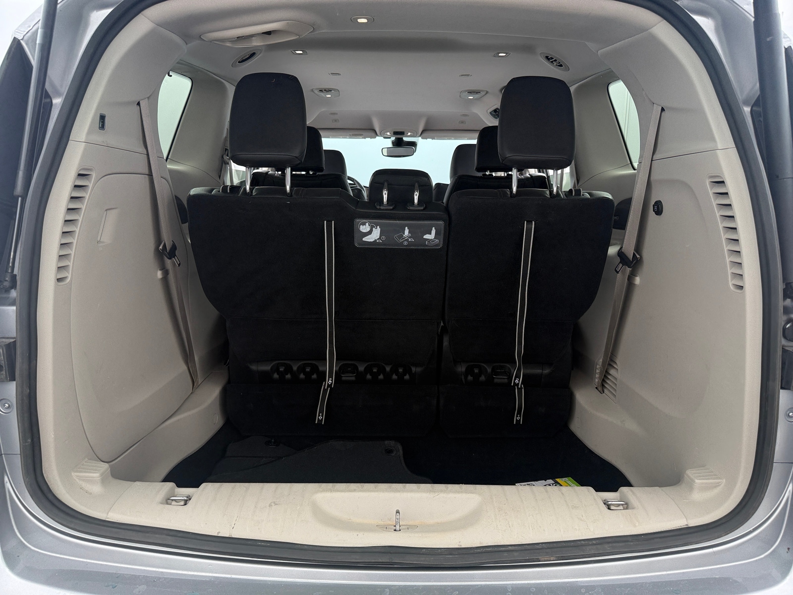 Thumbnail: 2018 Chrysler Pacifica - 6
