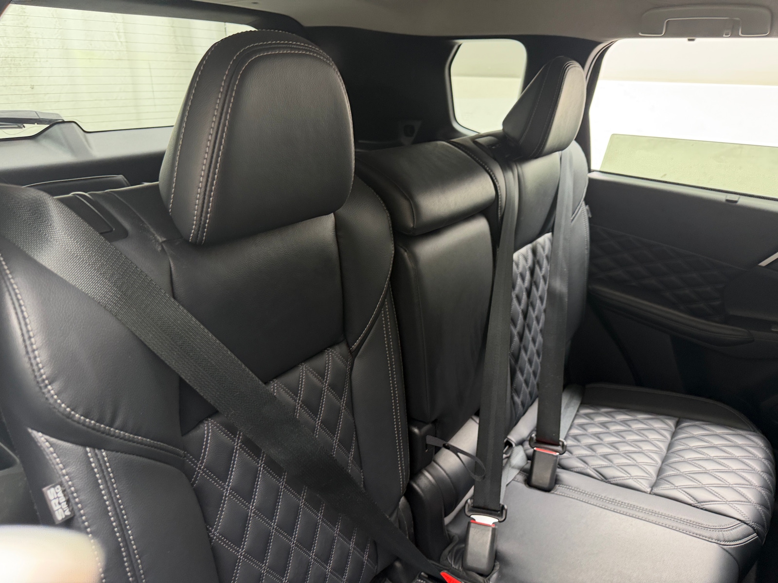 Thumbnail: 2023 Mitsubishi Outlander - 5