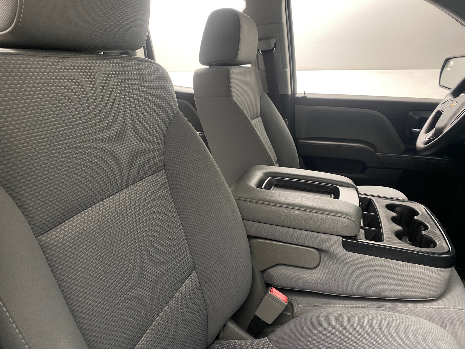 Thumbnail: 2017 Chevrolet Silverado 1500 - 2