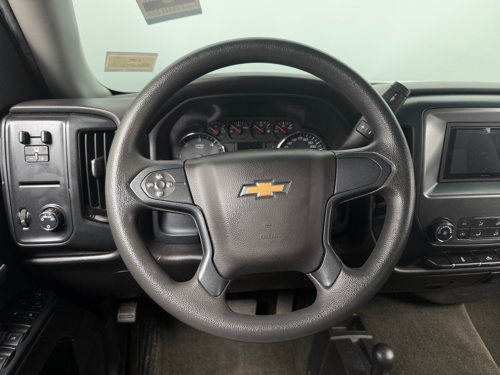 Thumbnail: 2017 Chevrolet Silverado 1500 - 5