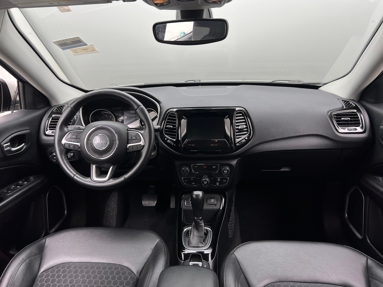 Thumbnail: 2019 Jeep Compass - 3
