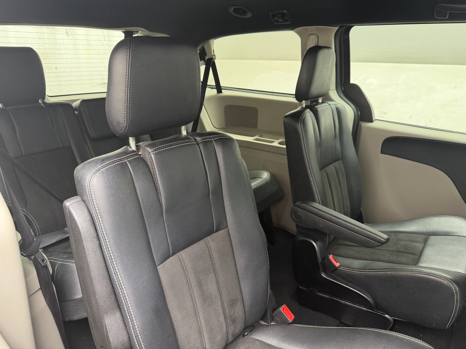 Thumbnail: 2019 Dodge Grand Caravan - 5