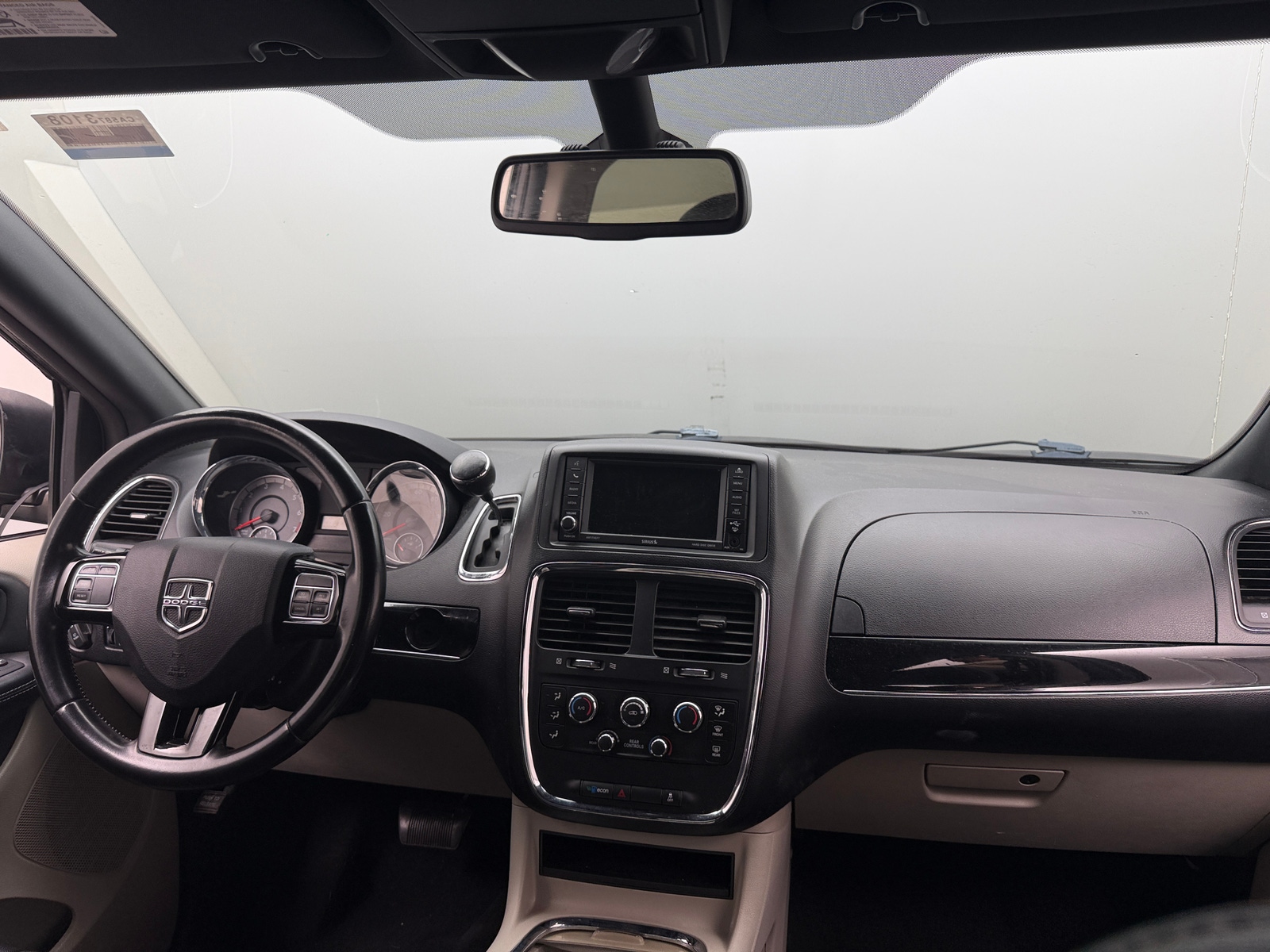 Thumbnail: 2019 Dodge Grand Caravan - 2