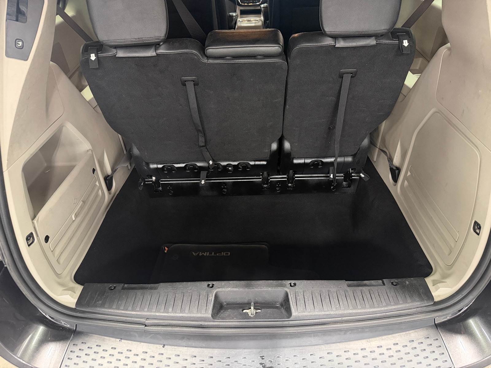 Thumbnail: 2019 Dodge Grand Caravan - 6