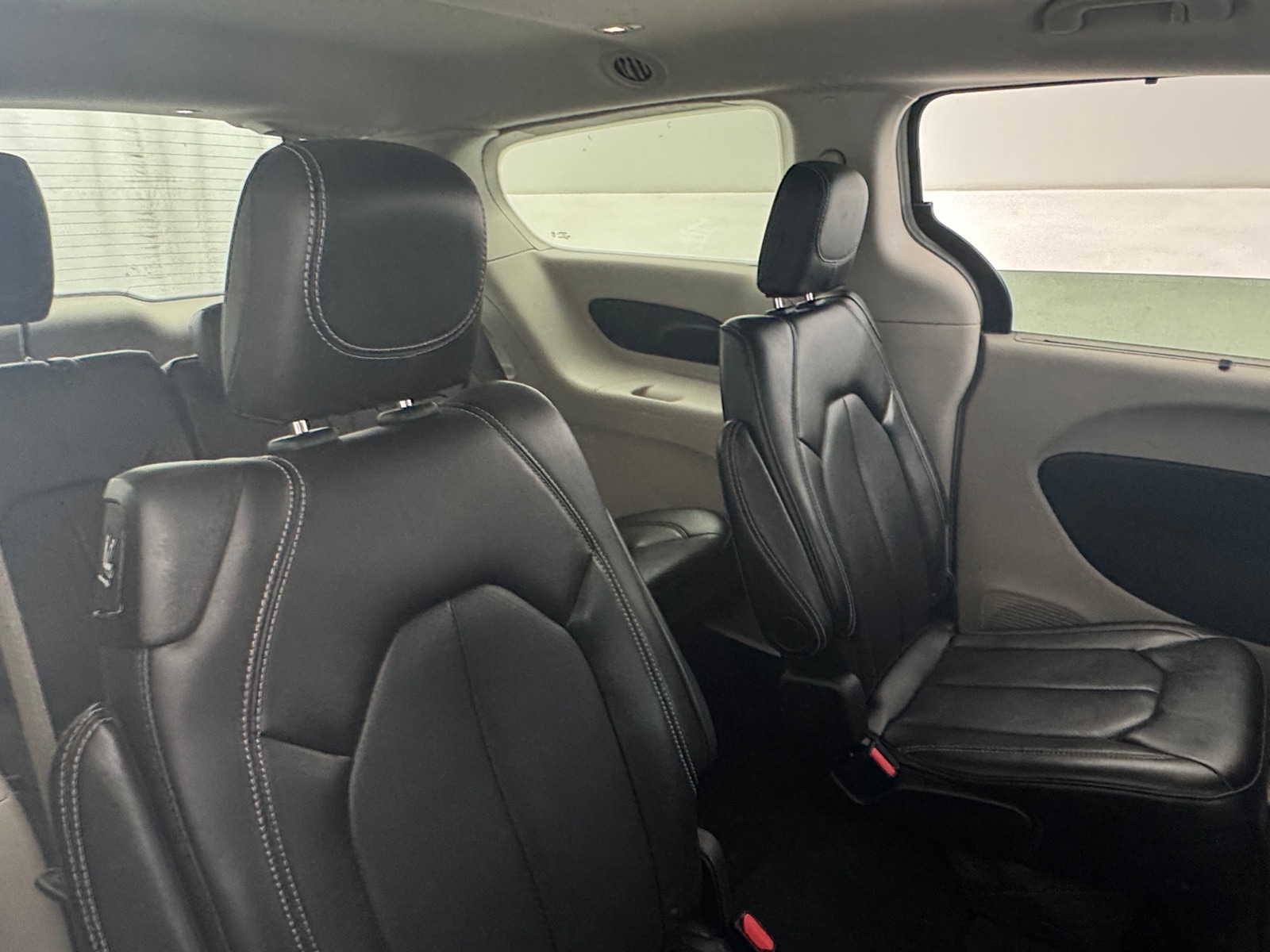 Thumbnail: 2024 Chrysler Pacifica - 5