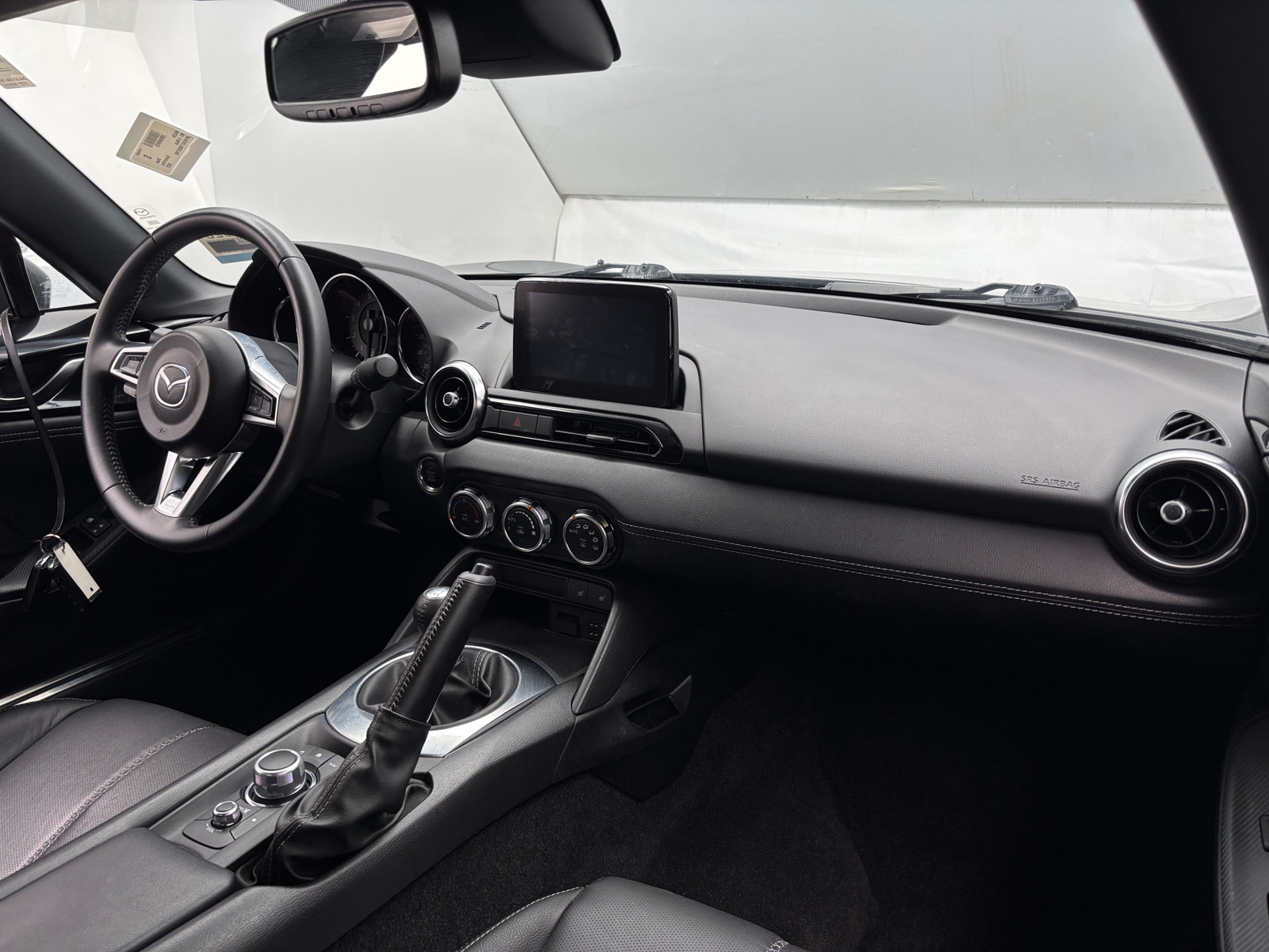 Thumbnail: 2022 Mazda MX-5 Miata - 3