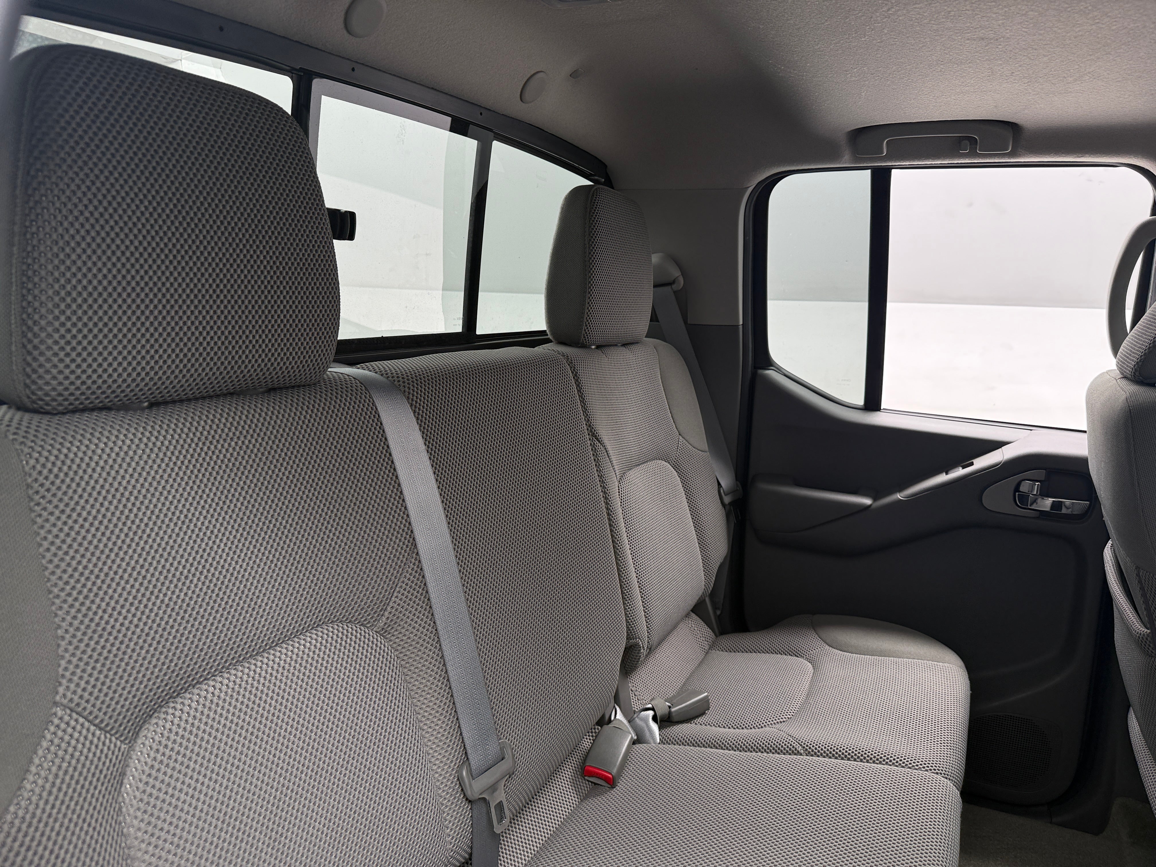 2017 Nissan Frontier SV - Photo 4
