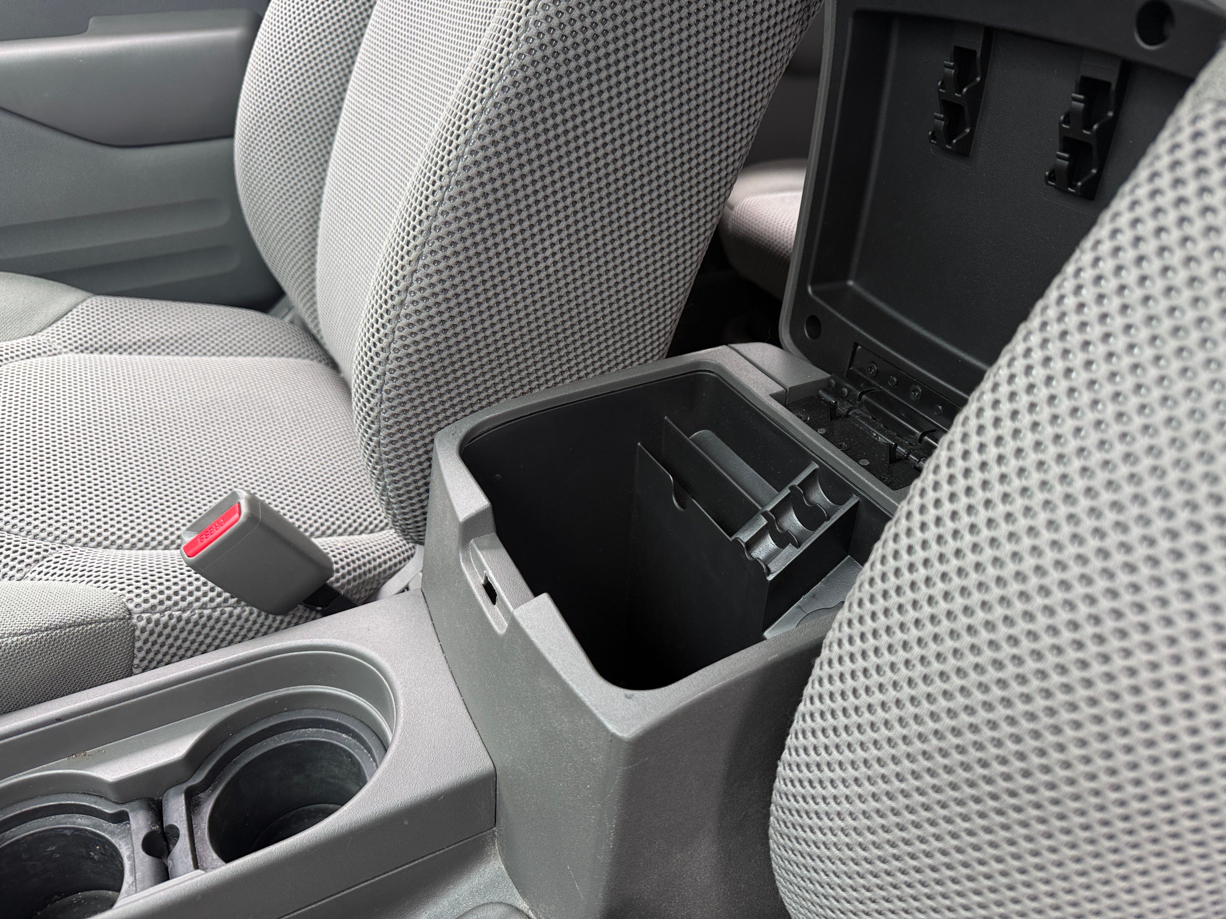 2017 Nissan Frontier SV - Photo 12