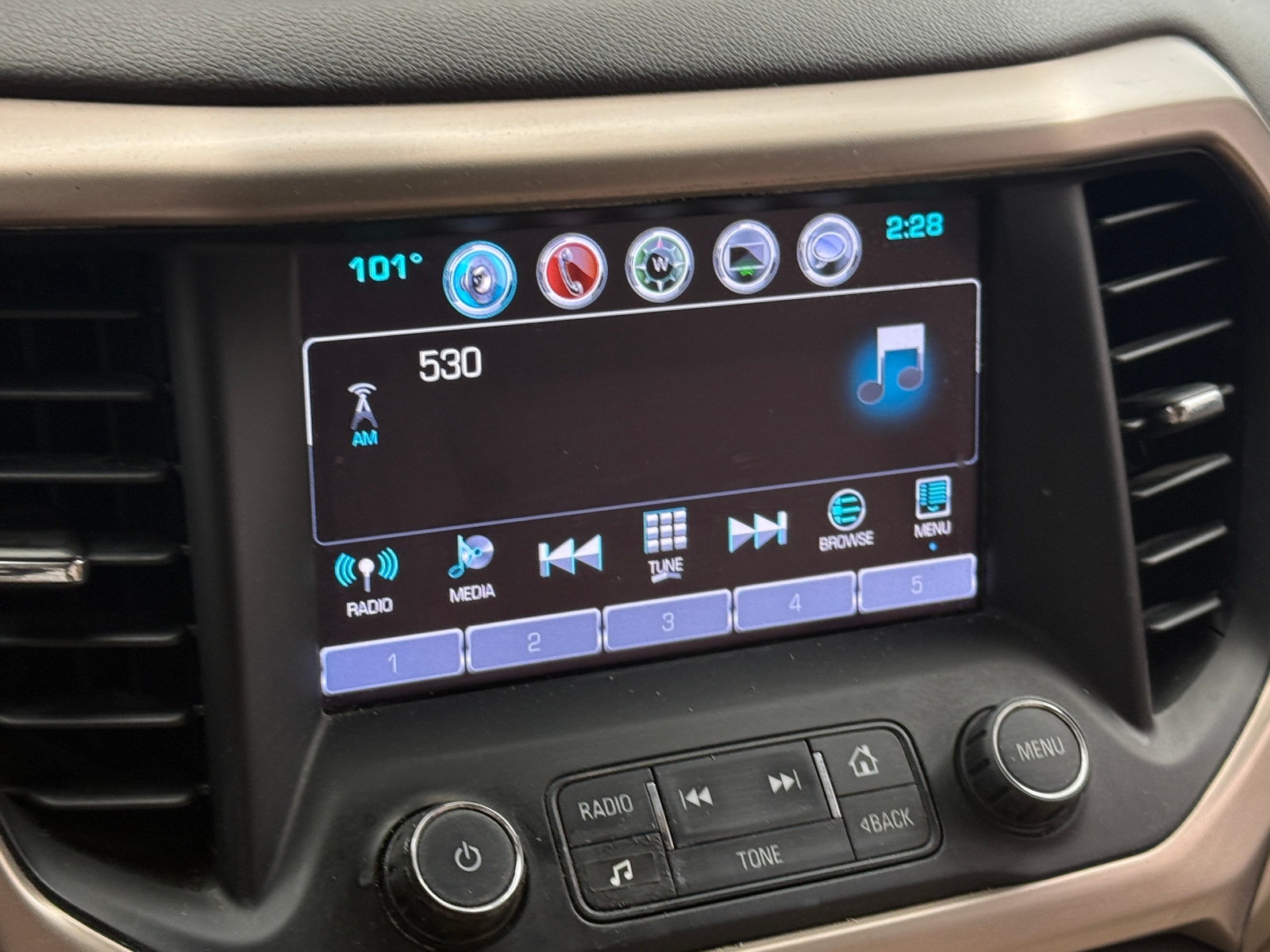 Thumbnail: 2018 GMC Acadia - 3