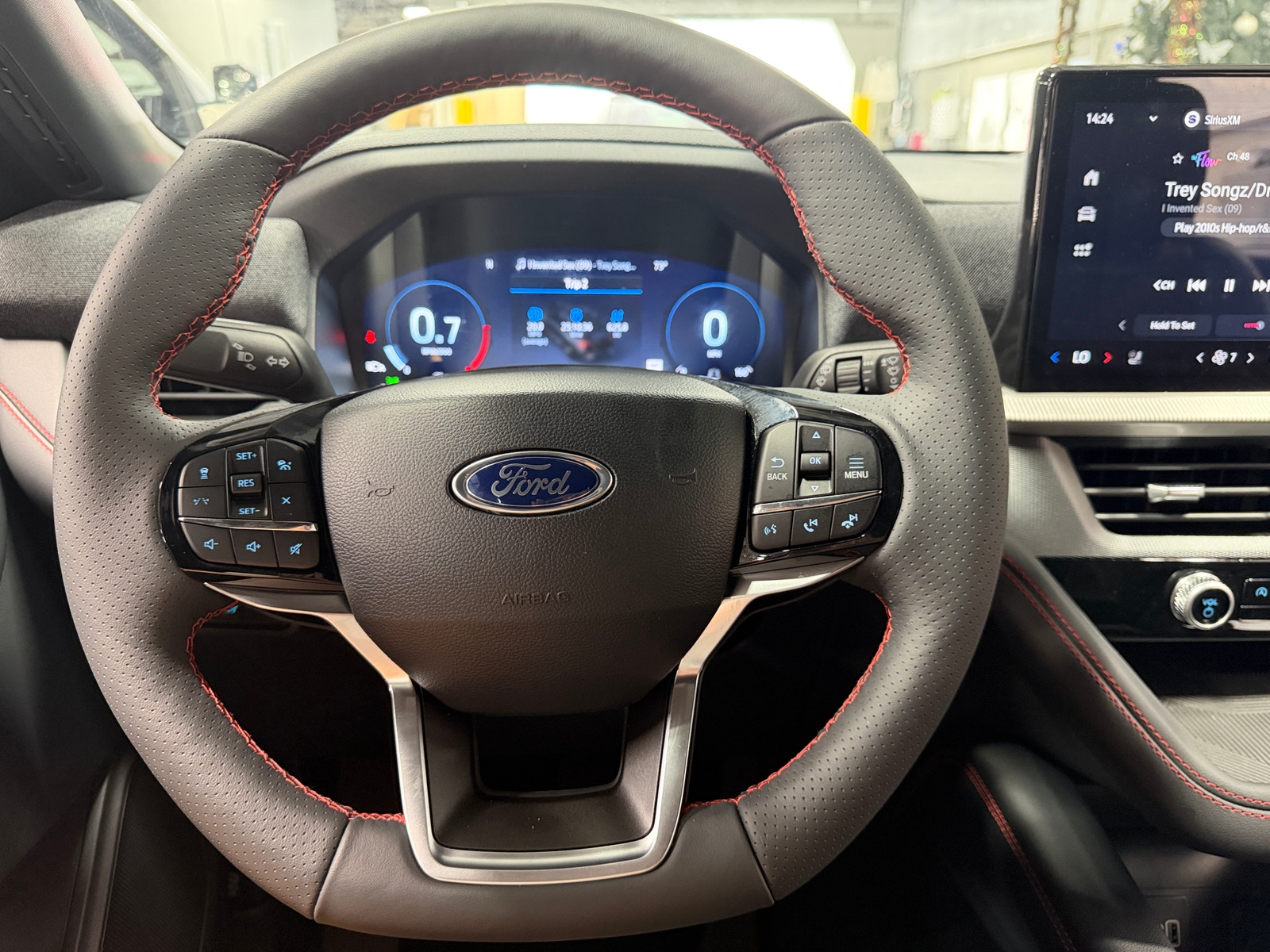 Thumbnail: 2026 Ford Explorer - 5