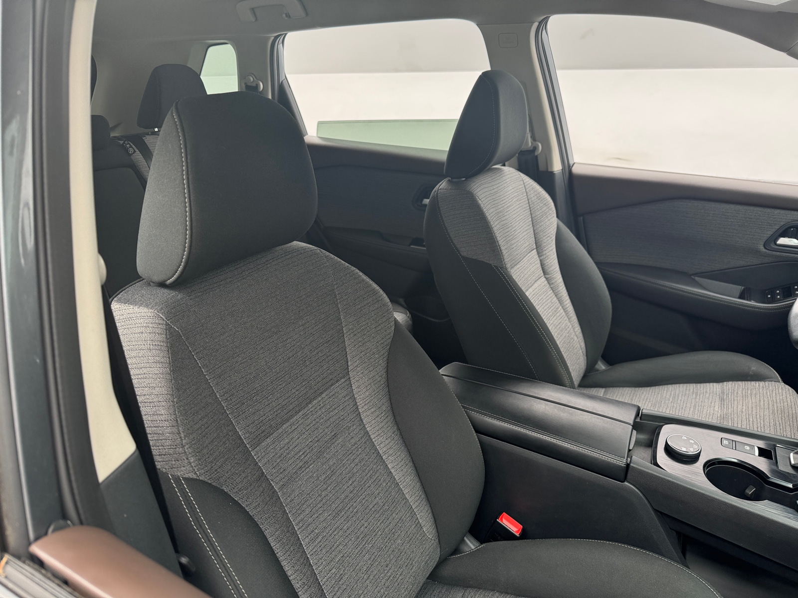 Thumbnail: 2023 Nissan Rogue - 2