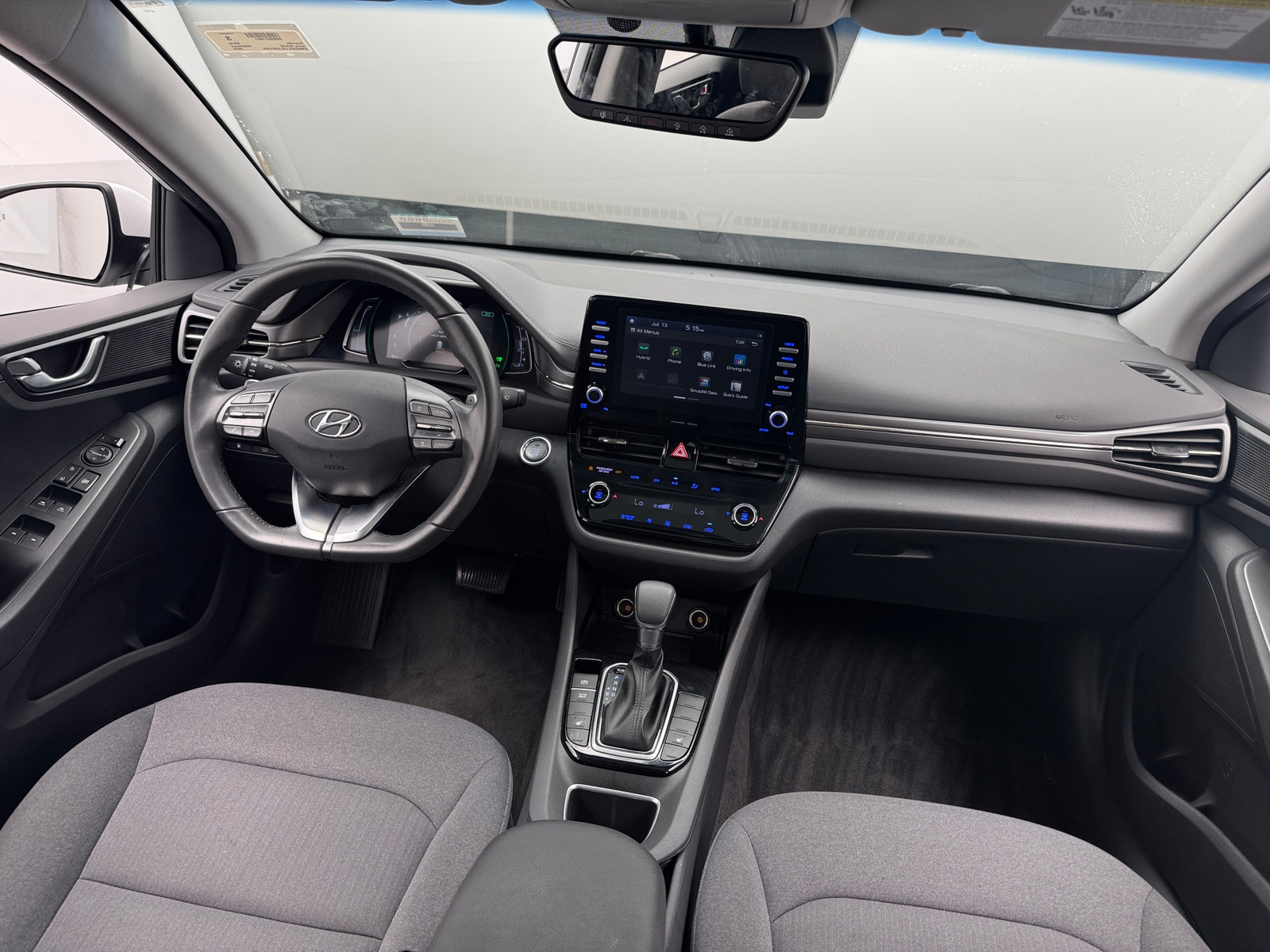 Thumbnail: 2020 Hyundai Ioniq - 3