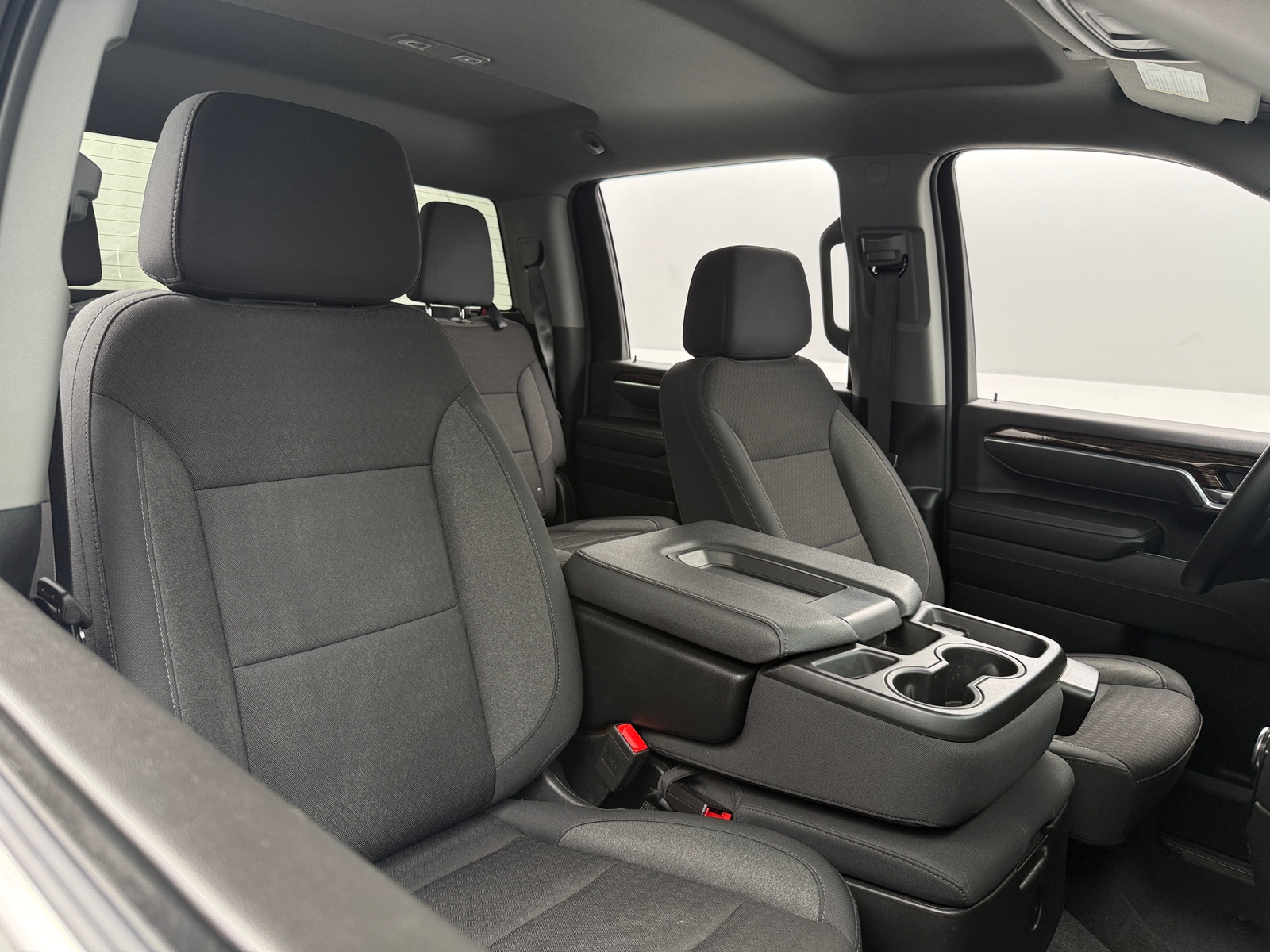 Thumbnail: 2025 GMC Sierra 2500 - 2