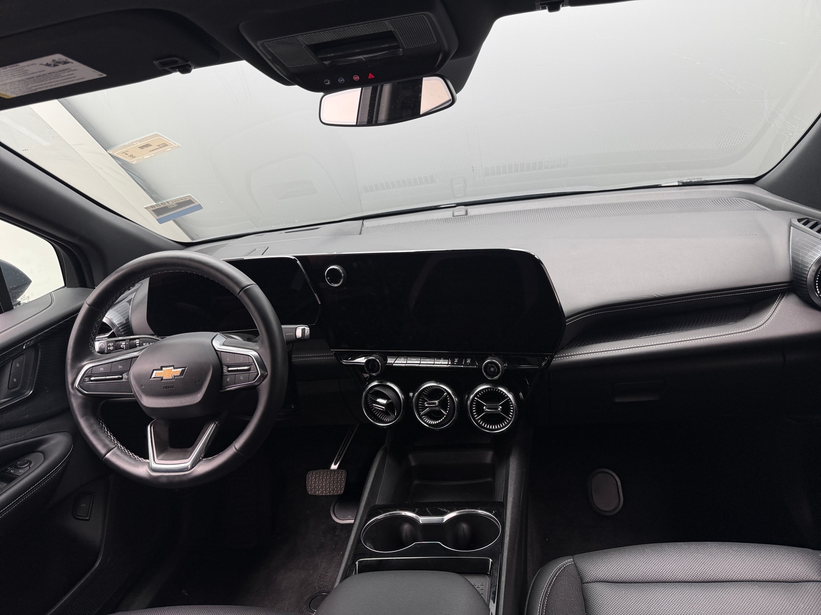 Thumbnail: 2024 Chevrolet Blazer EV - 3