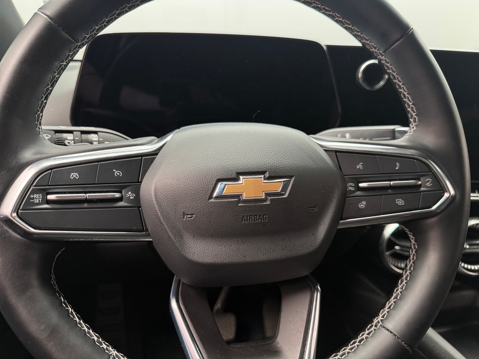 Thumbnail: 2024 Chevrolet Blazer EV - 5