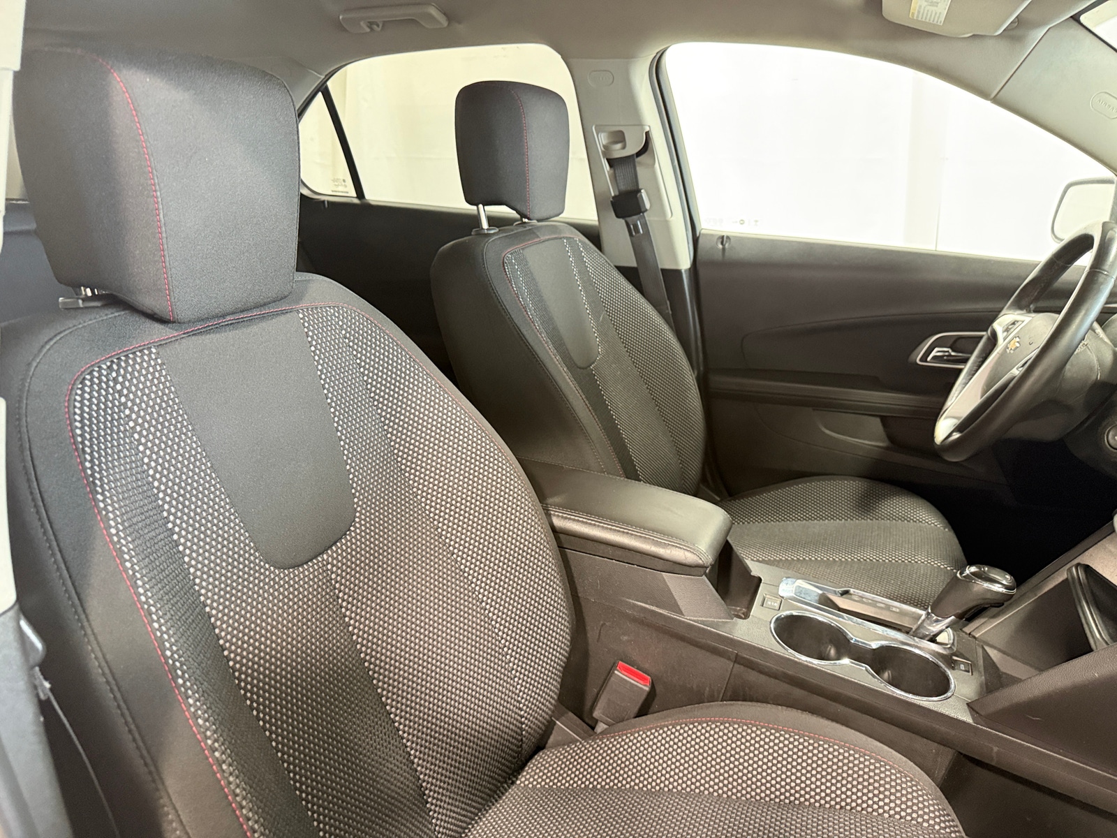 Thumbnail: 2017 Chevrolet Equinox - 2