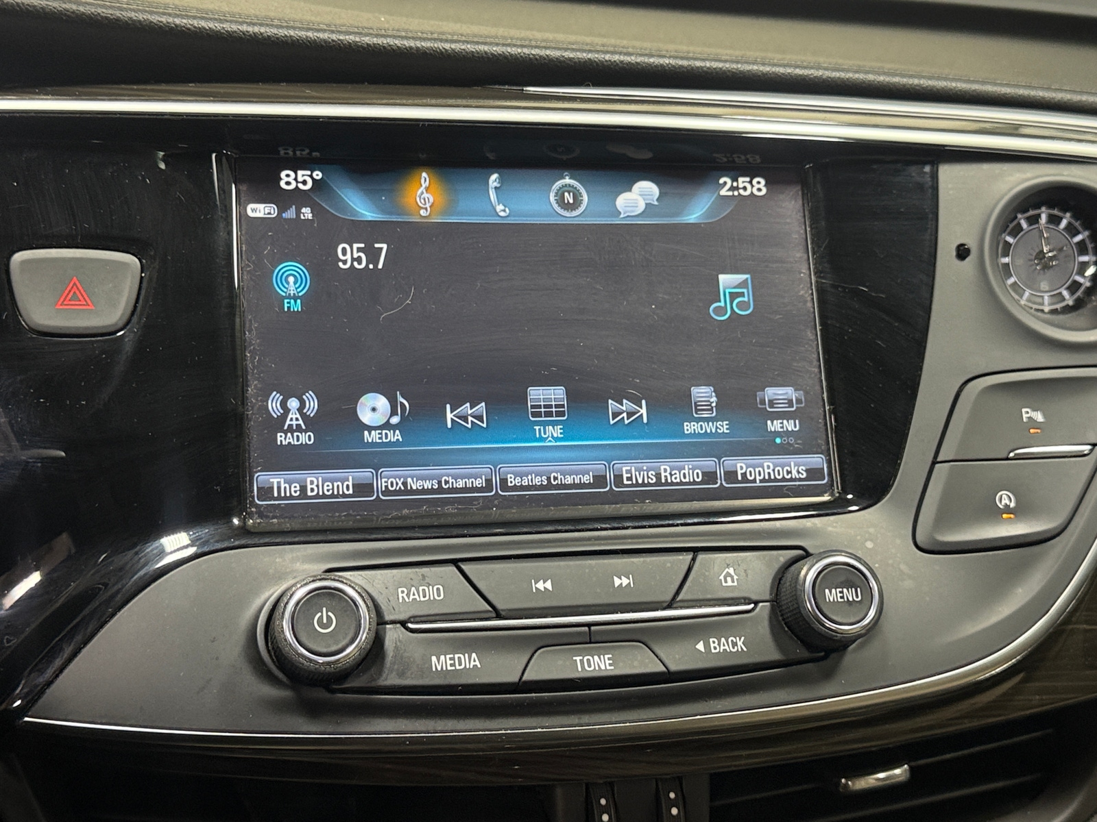 Thumbnail: 2020 Buick Envision - 3