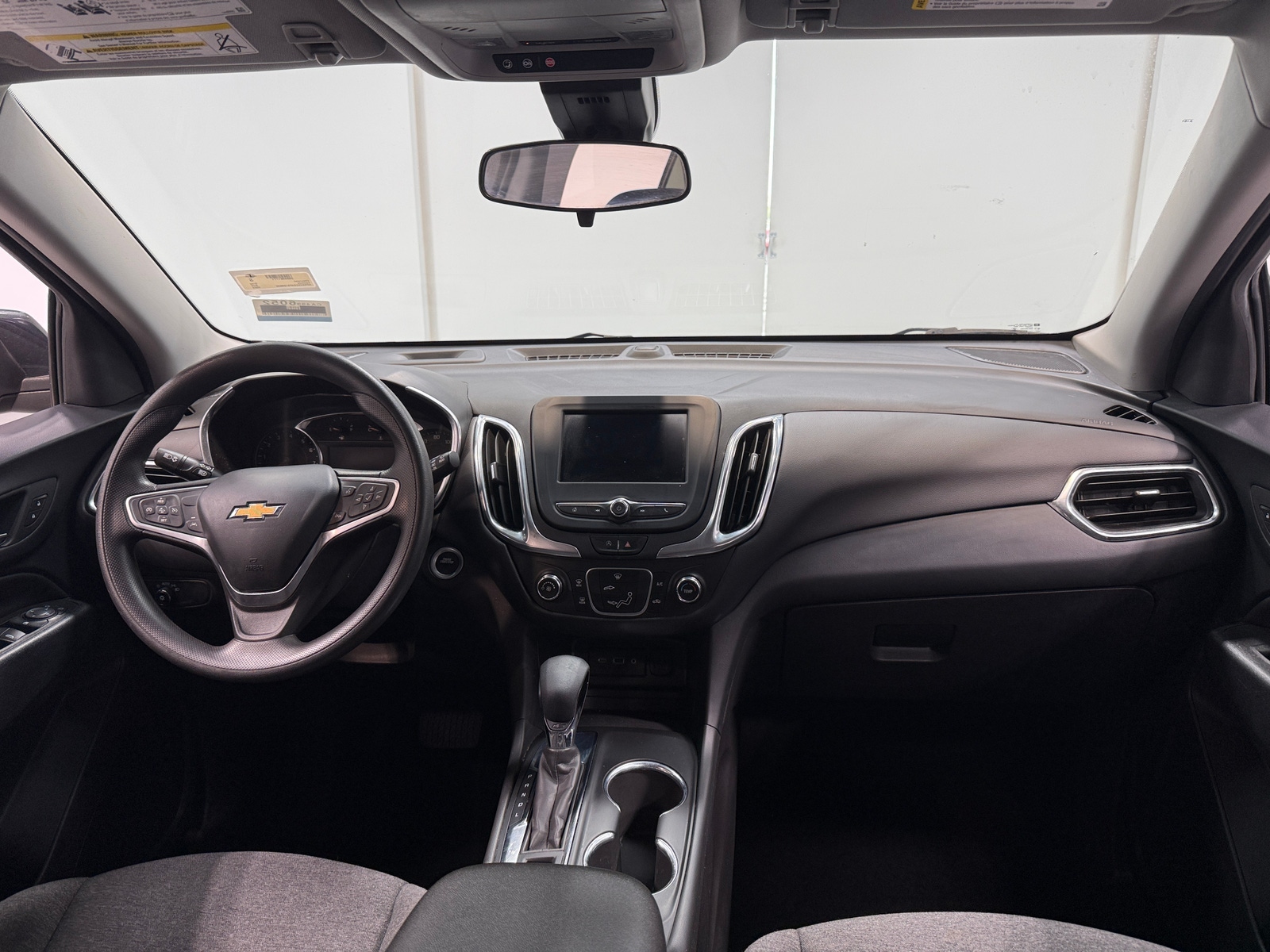Thumbnail: 2023 Chevrolet Equinox - 3