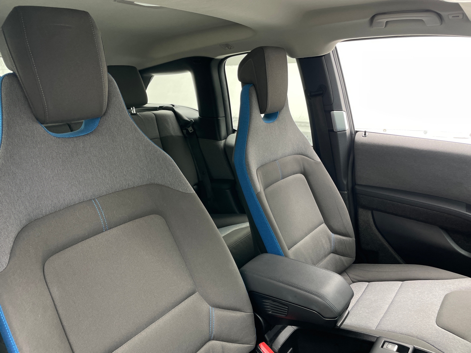 Thumbnail: 2019 BMW i3 - 2
