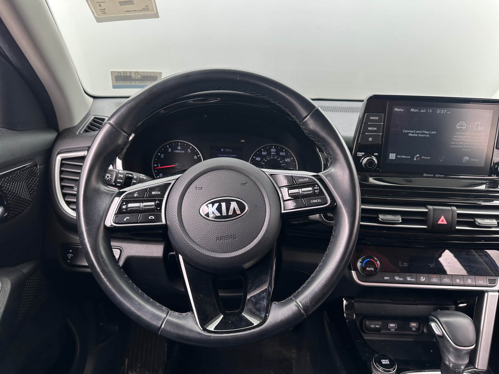 Thumbnail: 2021 Kia Seltos - 4