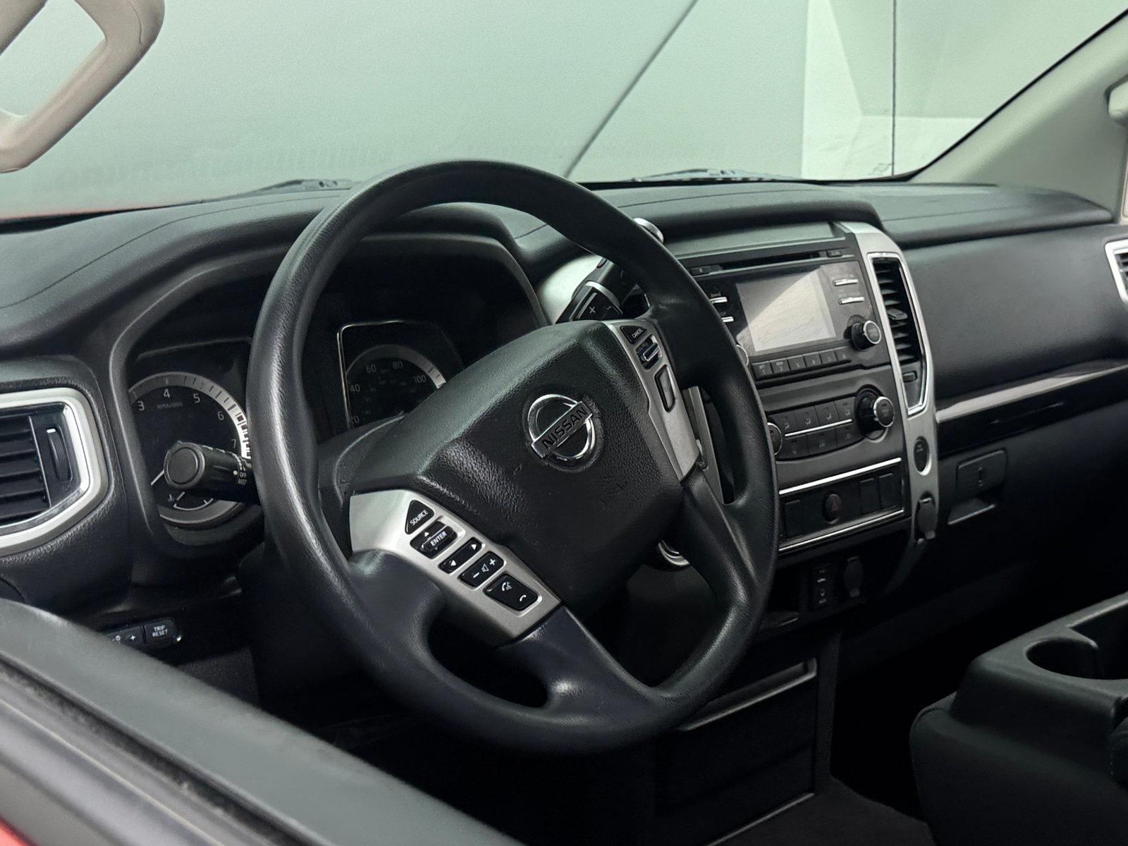 Thumbnail: 2018 Nissan Titan - 5