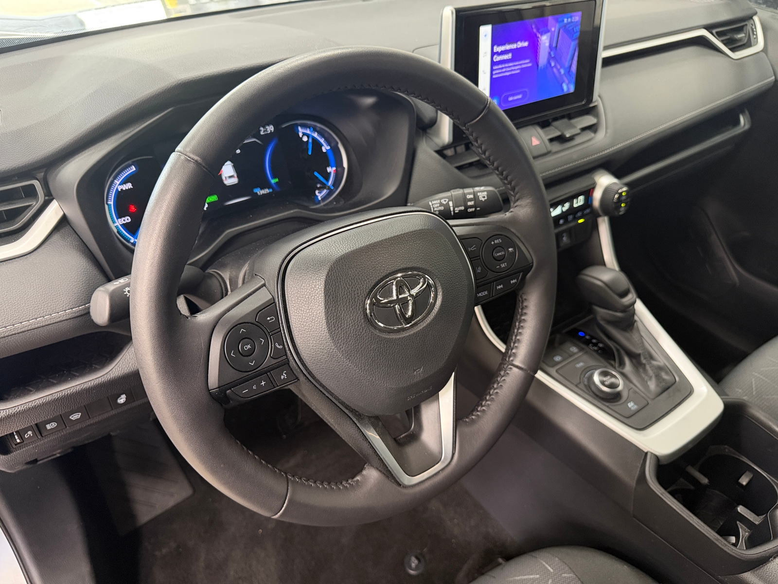 Thumbnail: 2025 Toyota RAV4 - 5