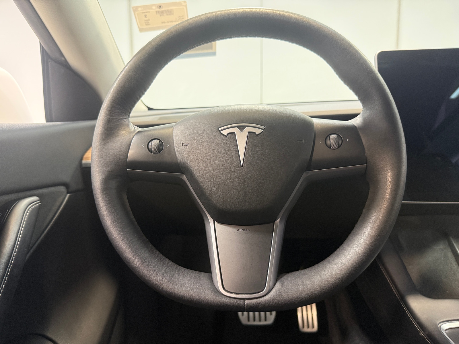Thumbnail: 2022 Tesla Model Y - 4