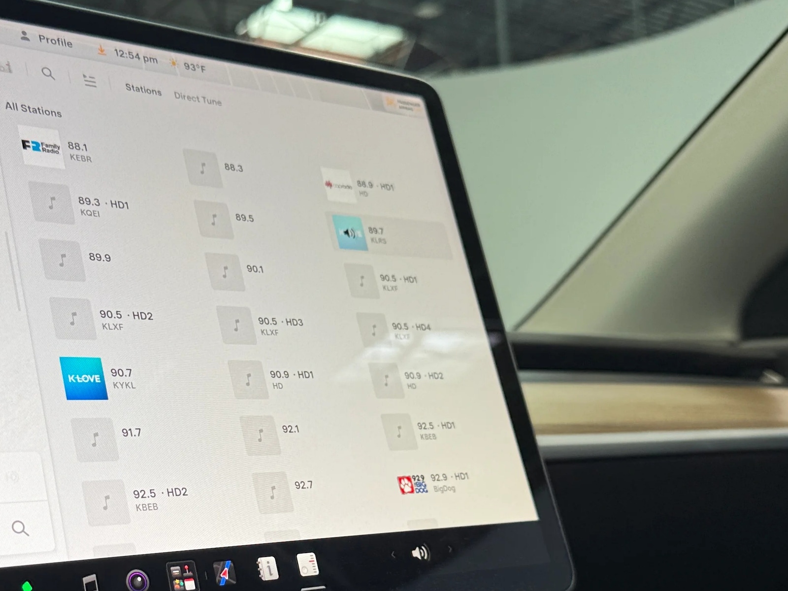 Thumbnail: 2022 Tesla Model Y - 3