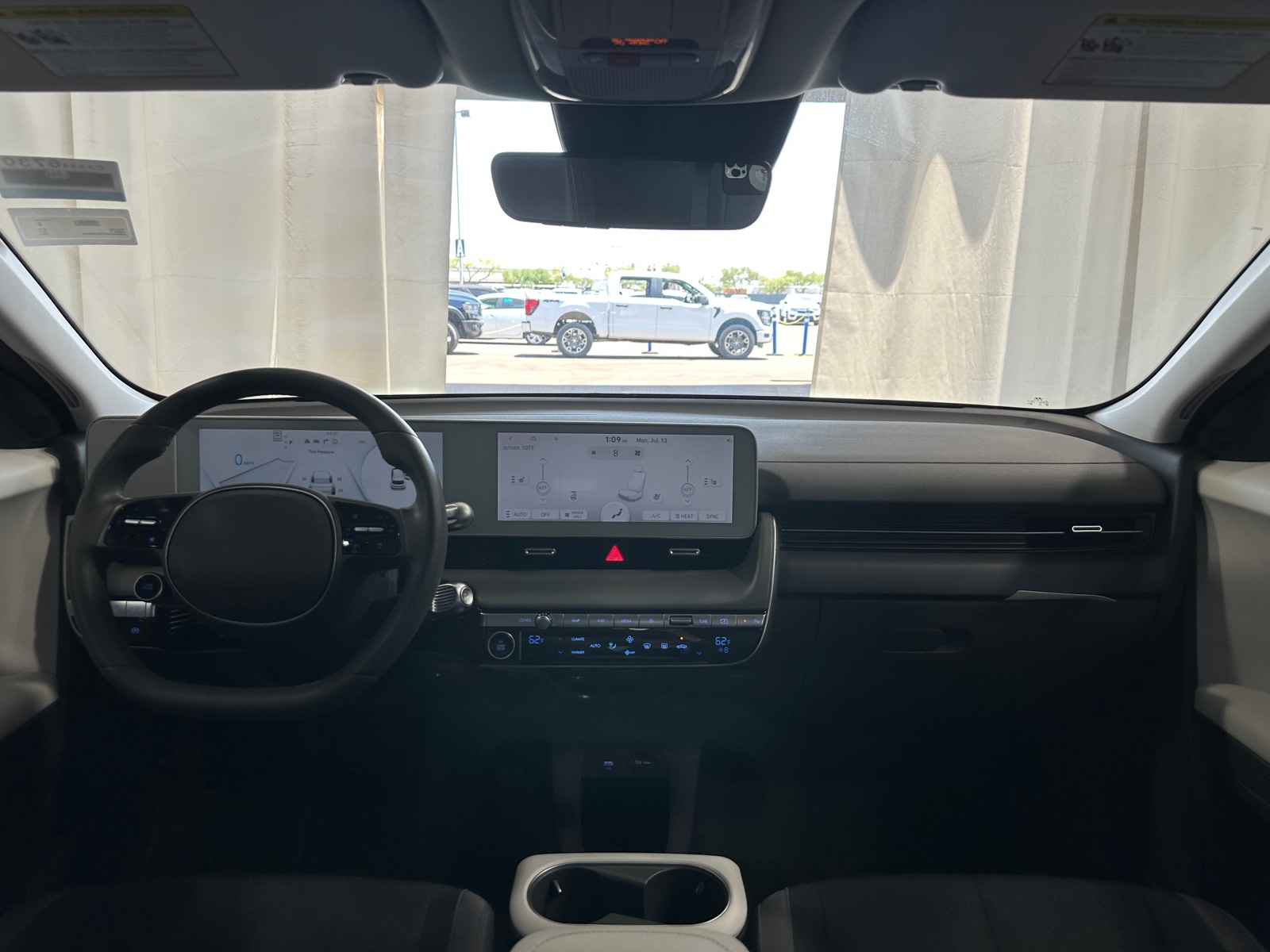 Thumbnail: 2024 Hyundai Ioniq 5 - 3