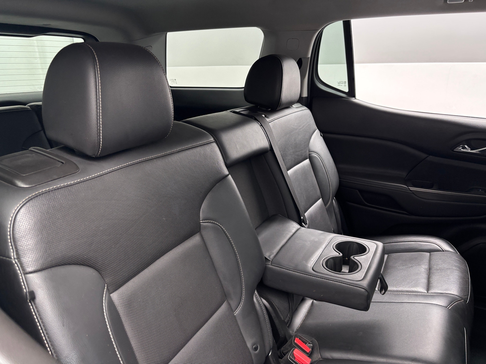 Thumbnail: 2023 GMC Acadia - 6