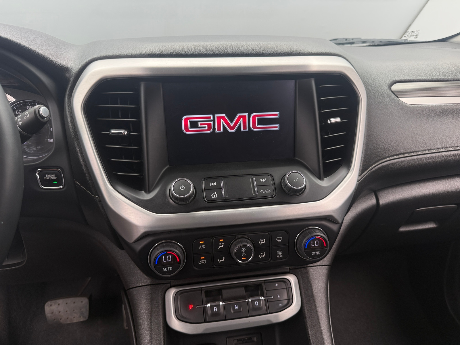 Thumbnail: 2023 GMC Acadia - 4