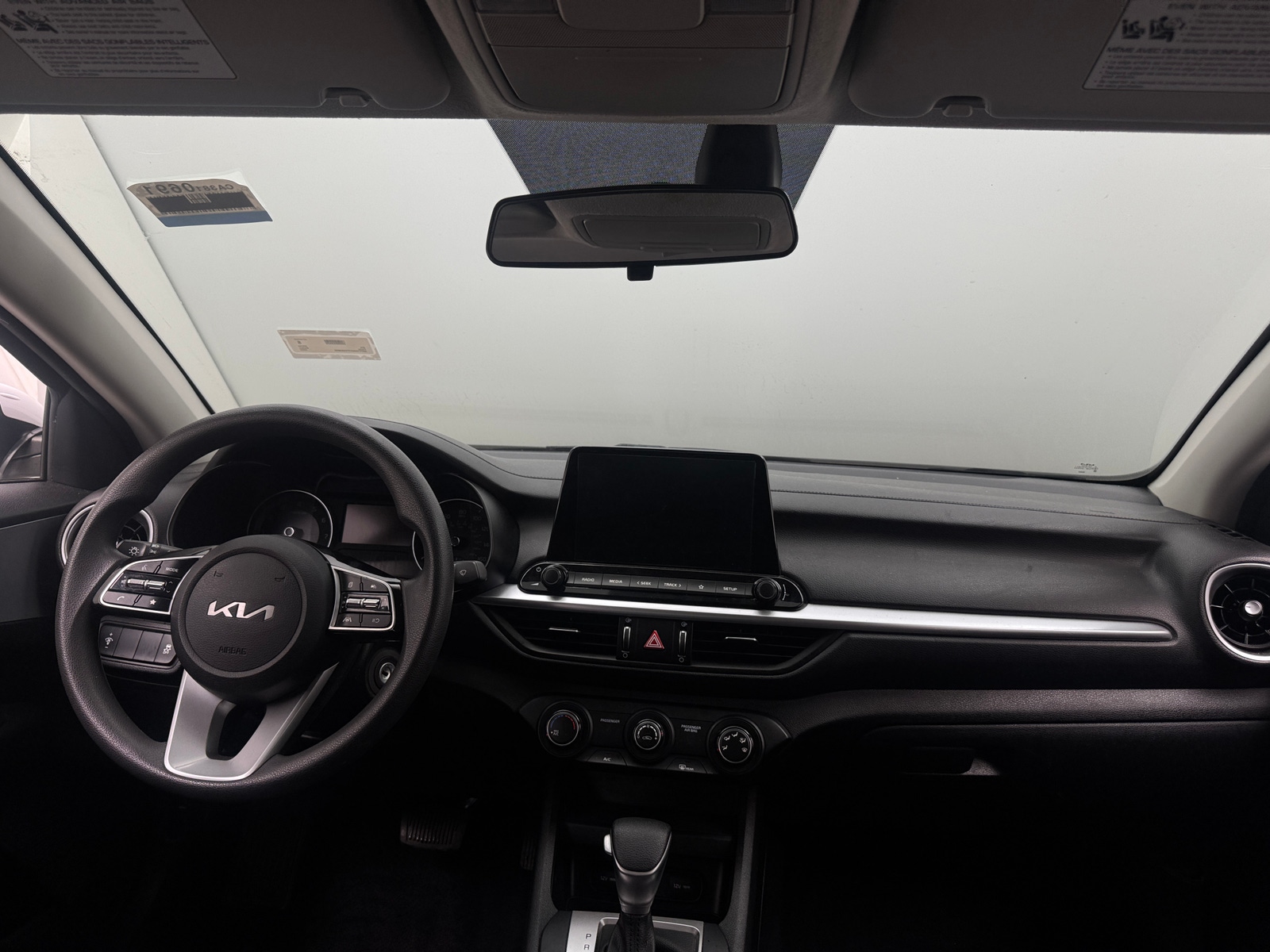 Thumbnail: 2023 Kia Forte - 3