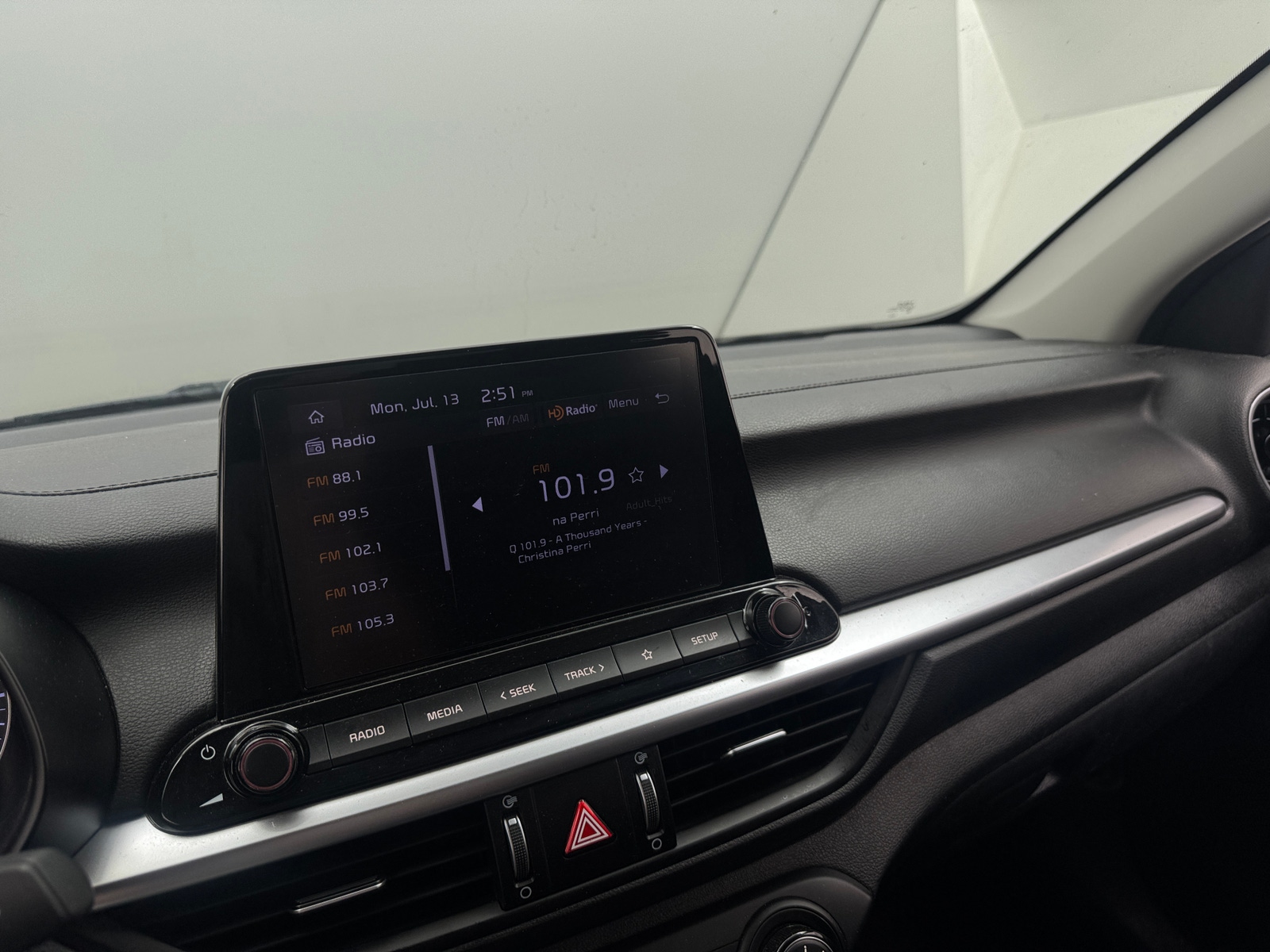 Thumbnail: 2023 Kia Forte - 4