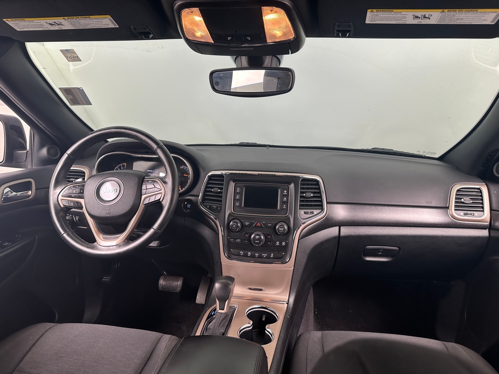 Thumbnail: 2017 Jeep Grand Cherokee - 3