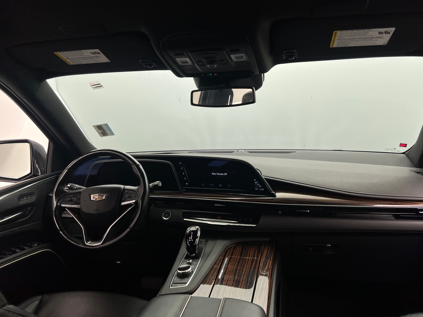 Thumbnail: 2024 Cadillac Escalade - 3