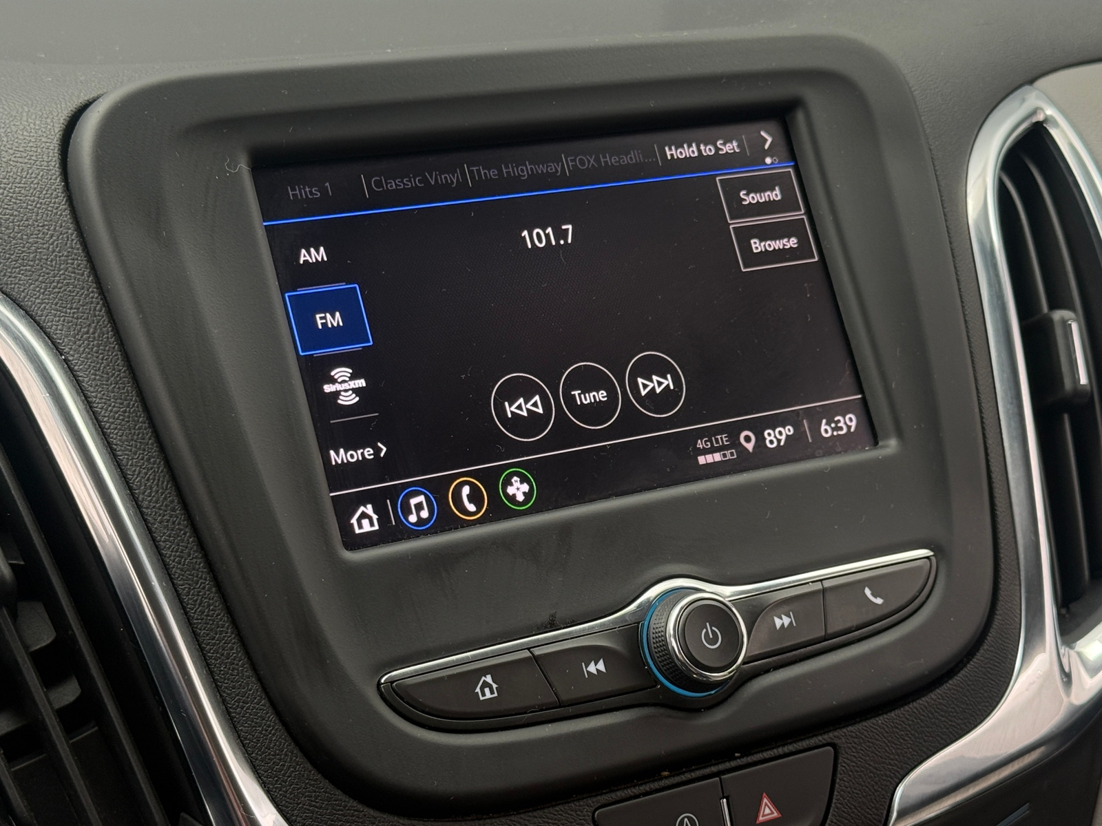 Thumbnail: 2024 Chevrolet Equinox - 4