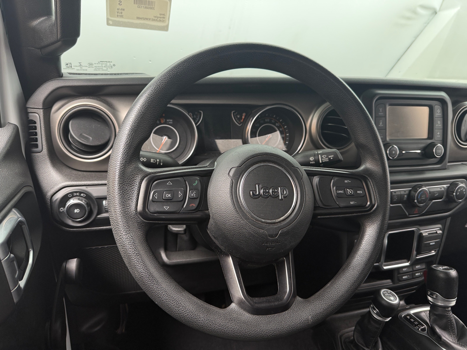 Thumbnail: 2019 Jeep Wrangler - 5