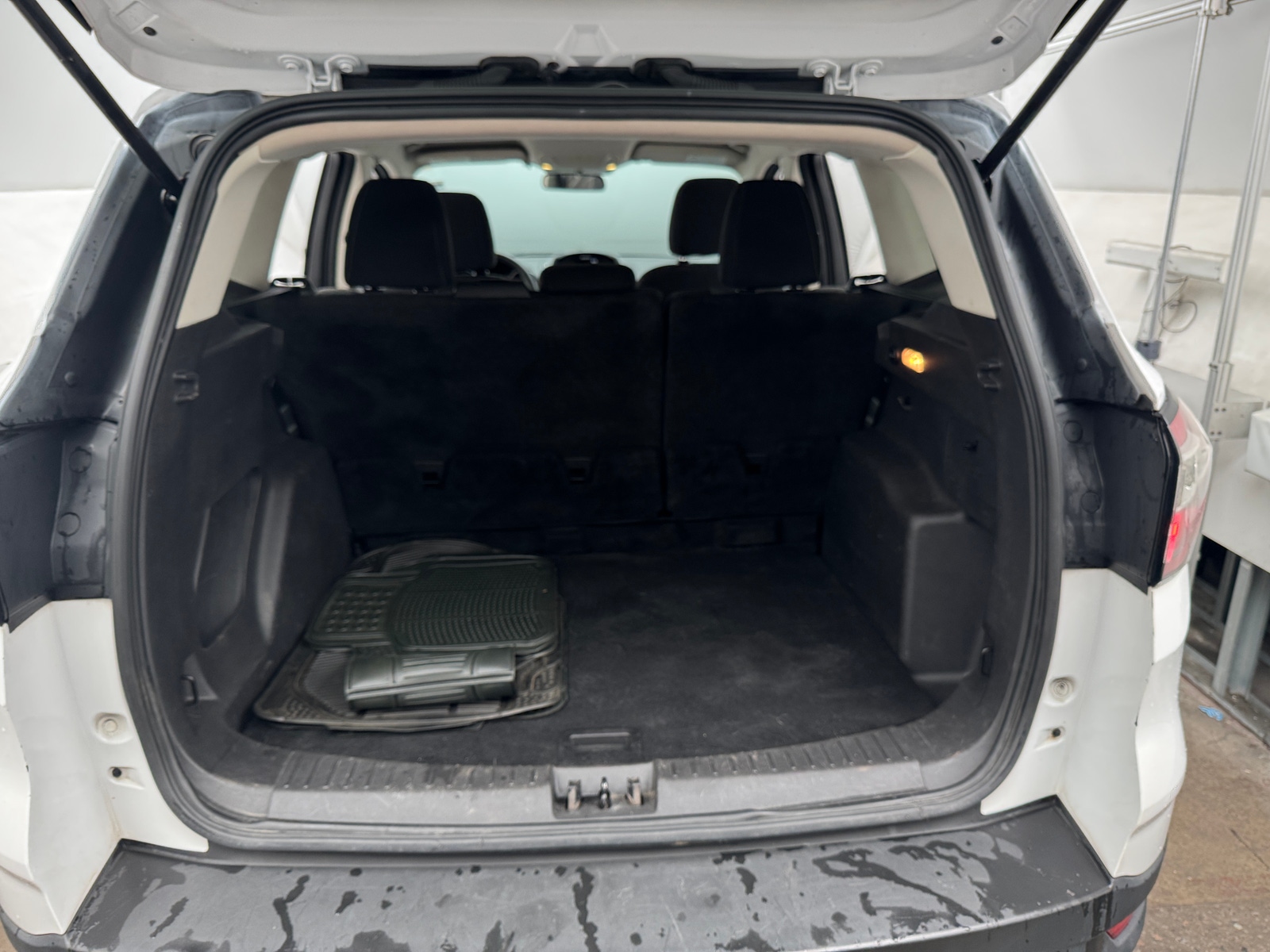 Thumbnail: 2017 Ford Escape - 7