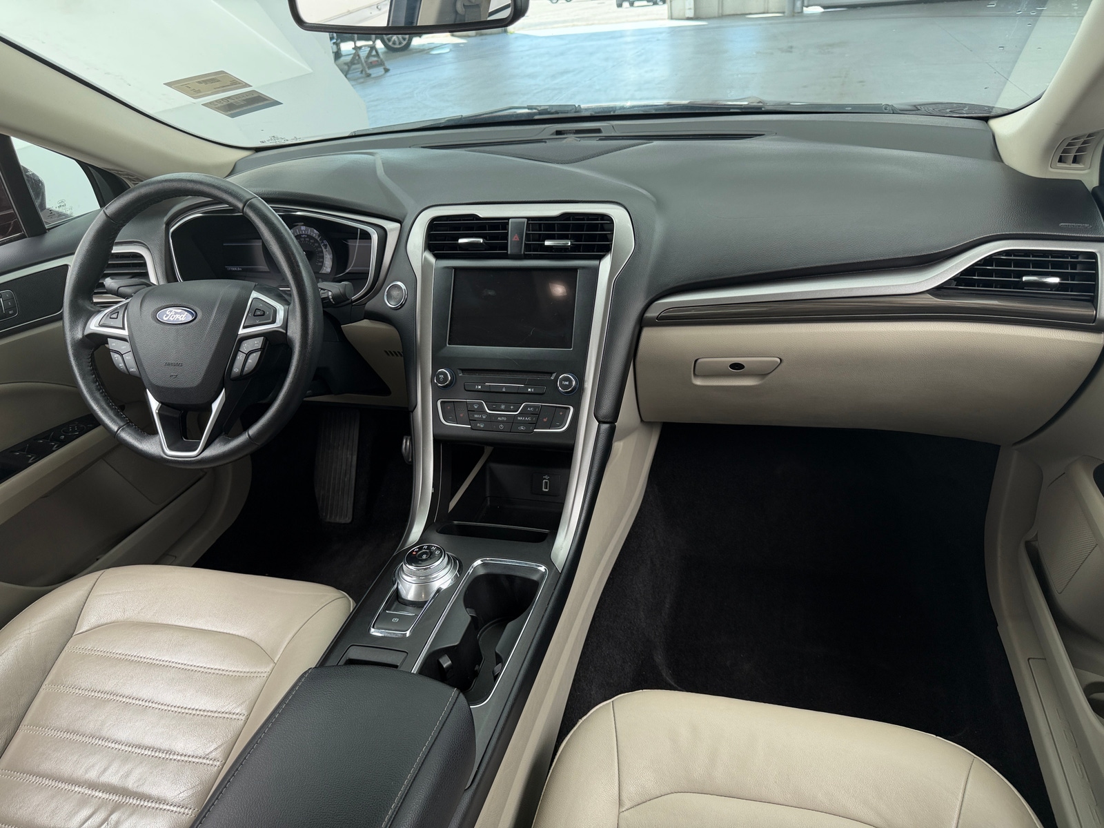 Thumbnail: 2017 Ford Fusion - 3