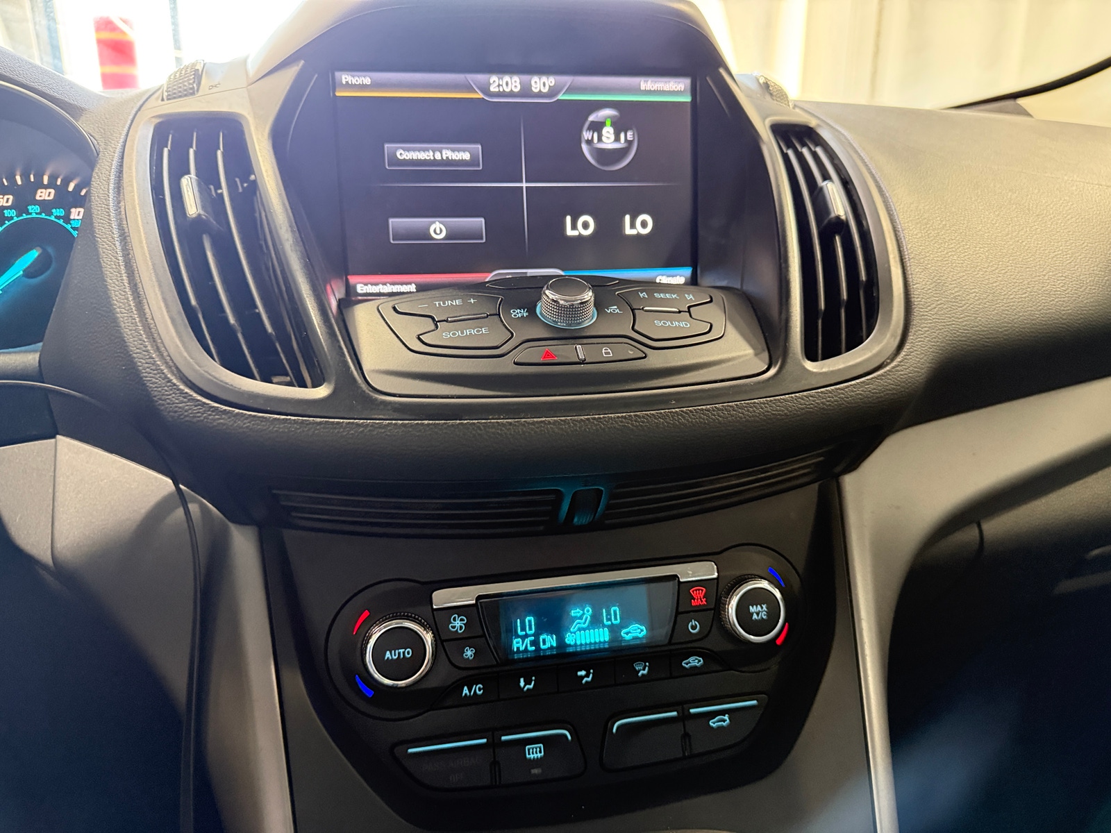 Thumbnail: 2014 Ford Escape - 4
