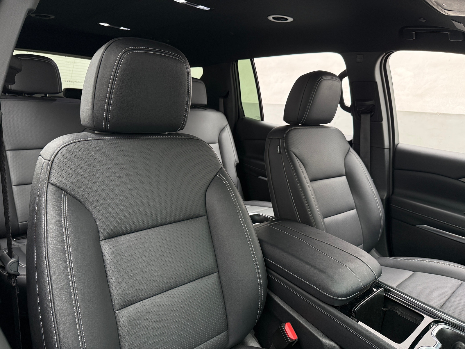 Thumbnail: 2024 Chevrolet Traverse - 2