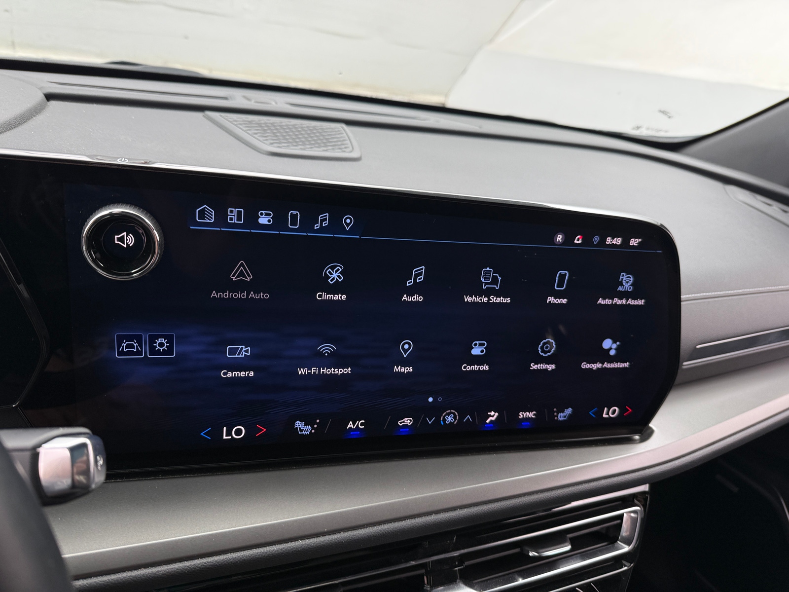 Thumbnail: 2024 Chevrolet Traverse - 4