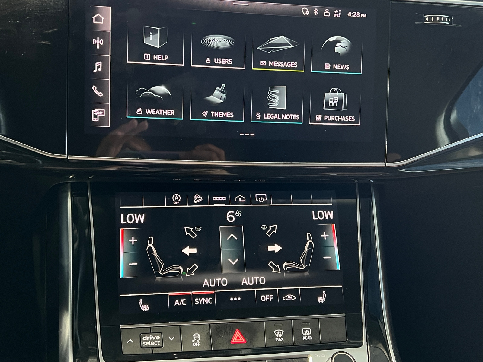 Thumbnail: 2023 Audi Q7 - 3