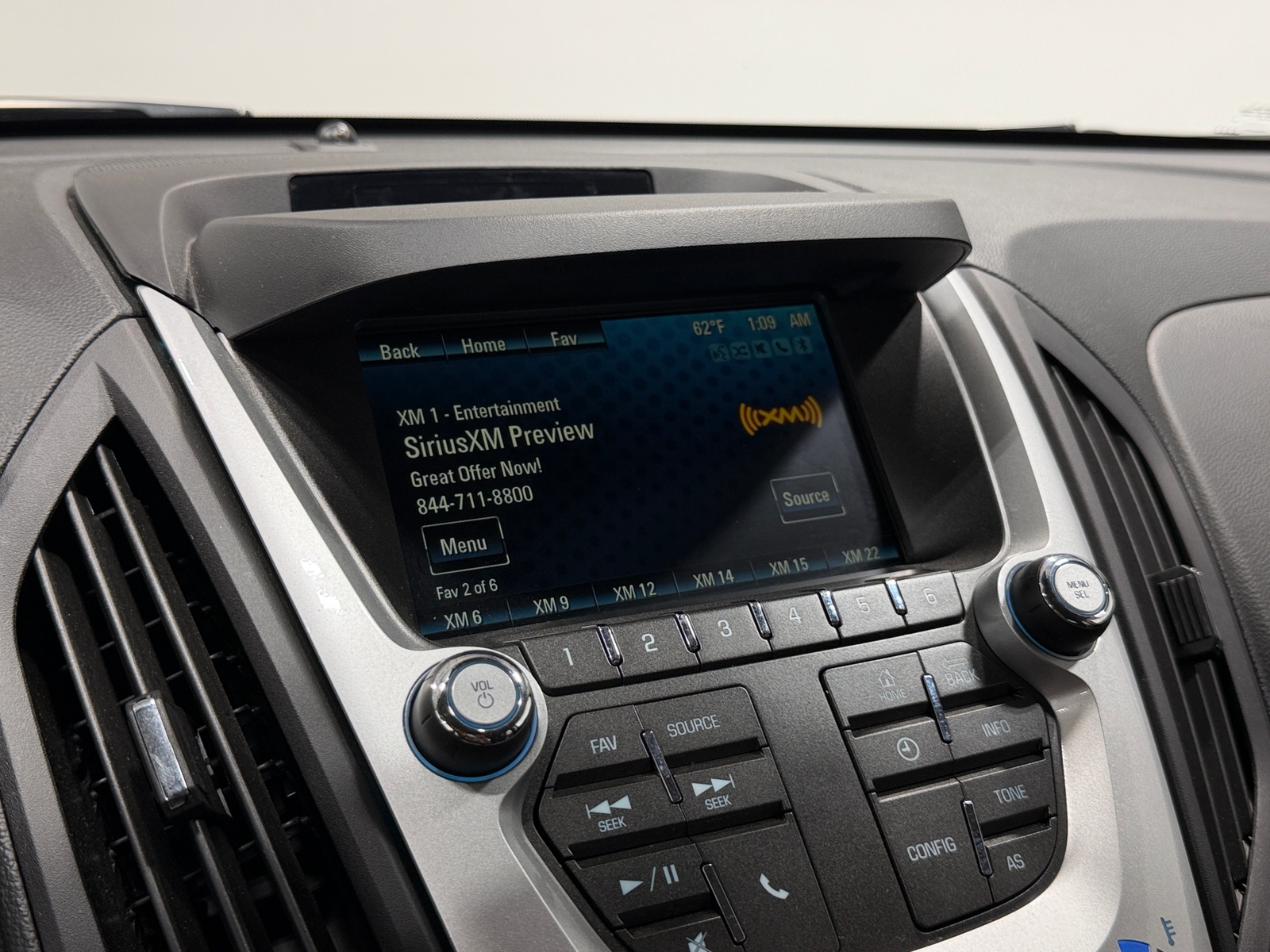 Thumbnail: 2016 Chevrolet Equinox - 3