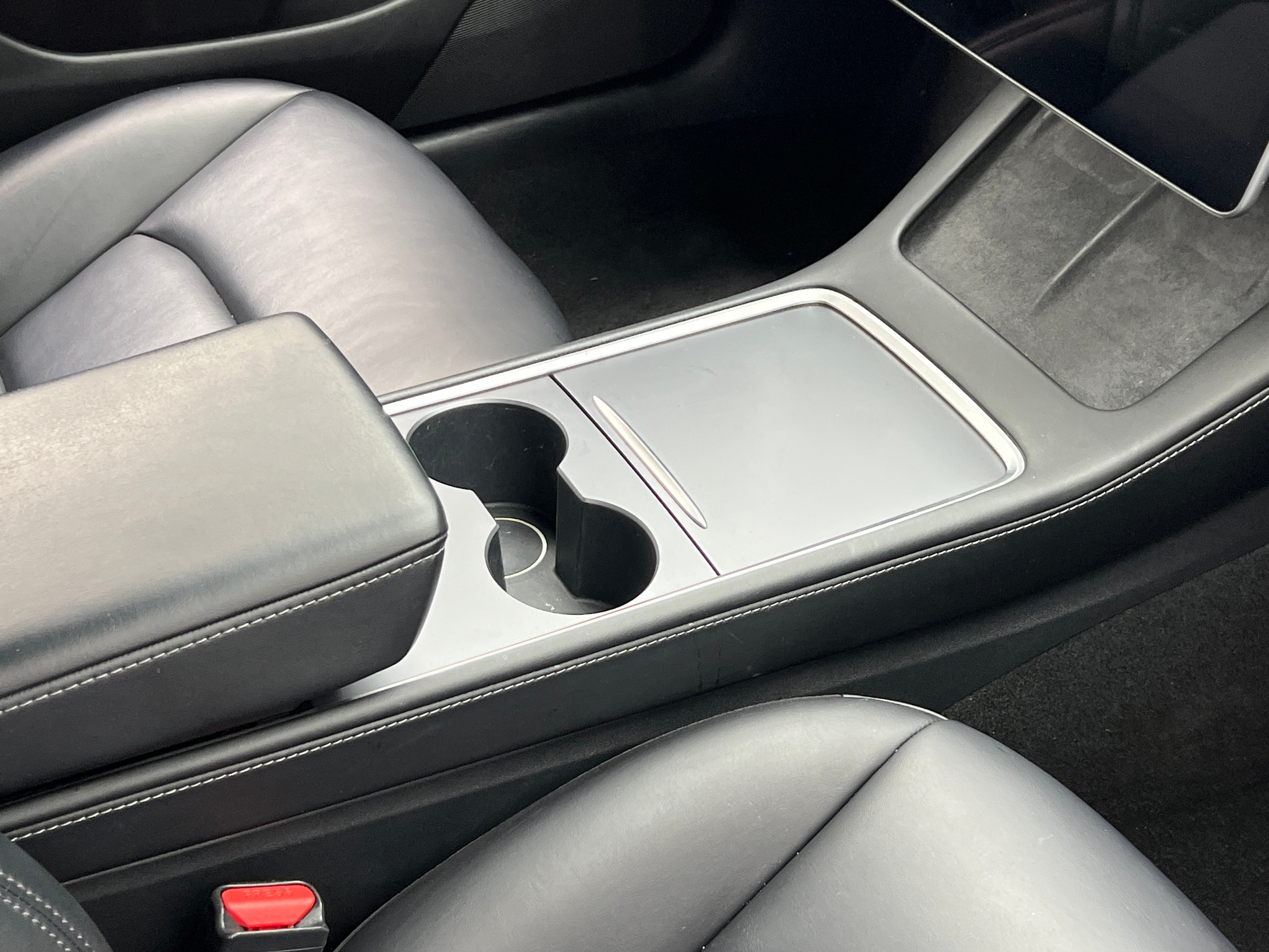 2022 Tesla Model 3 Long Range - Photo 7
