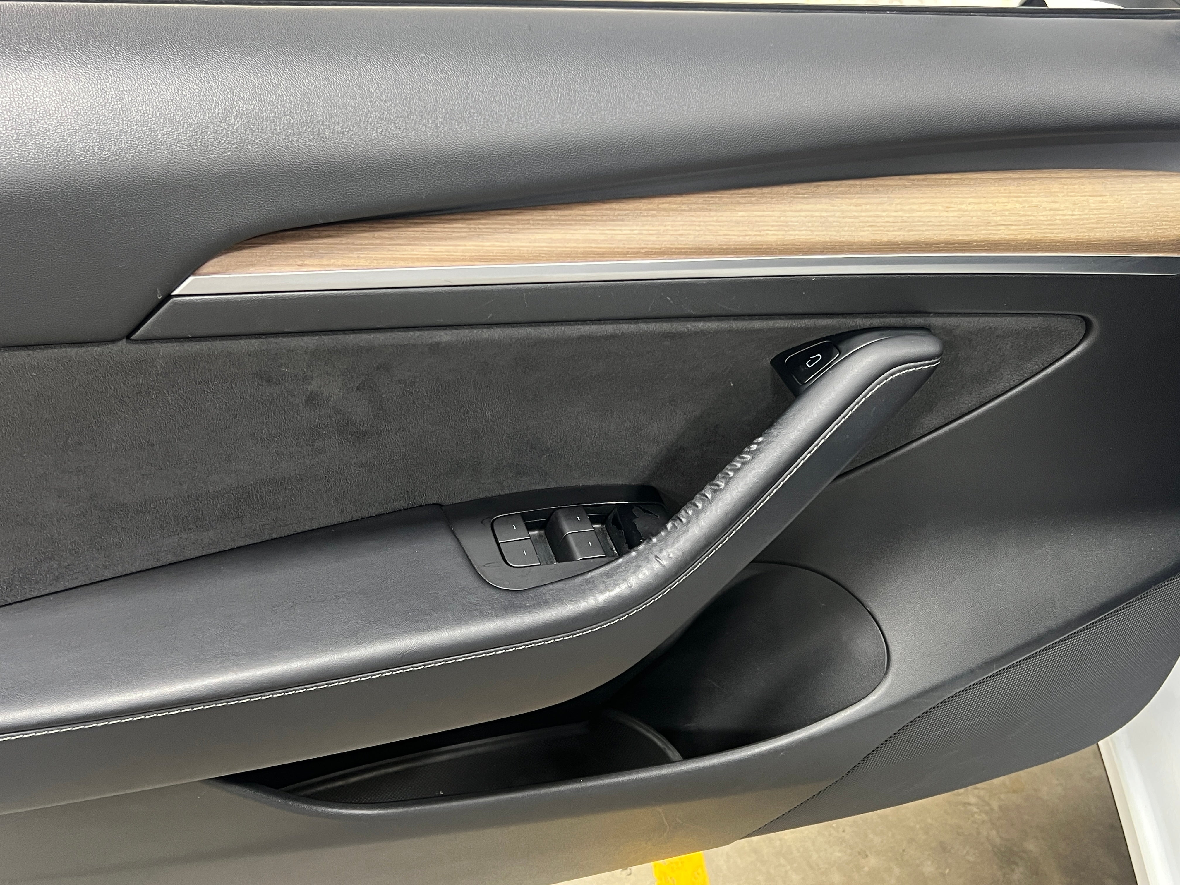 2022 Tesla Model 3 Long Range - Photo 13