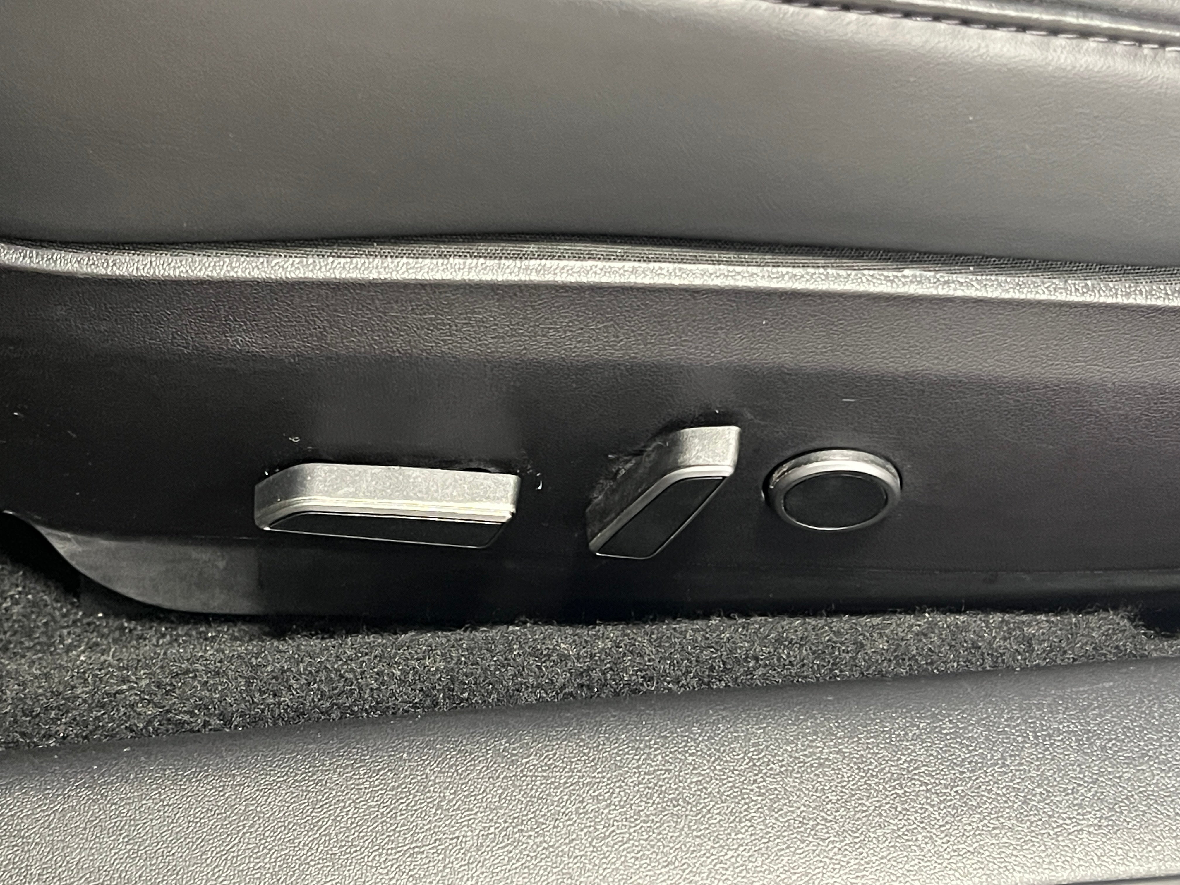 2022 Tesla Model 3 Long Range - Photo 14