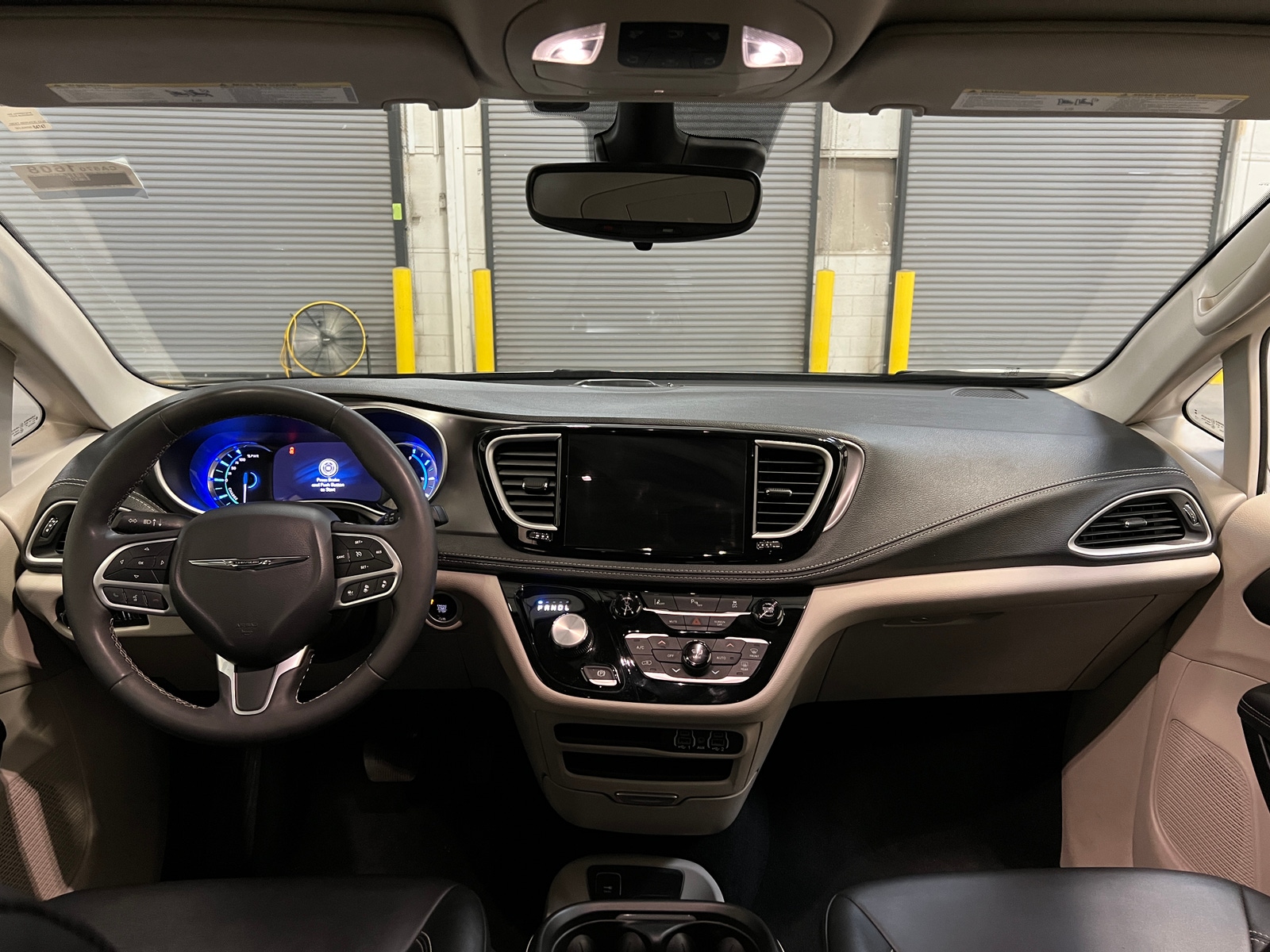Thumbnail: 2024 Chrysler Pacifica - 2